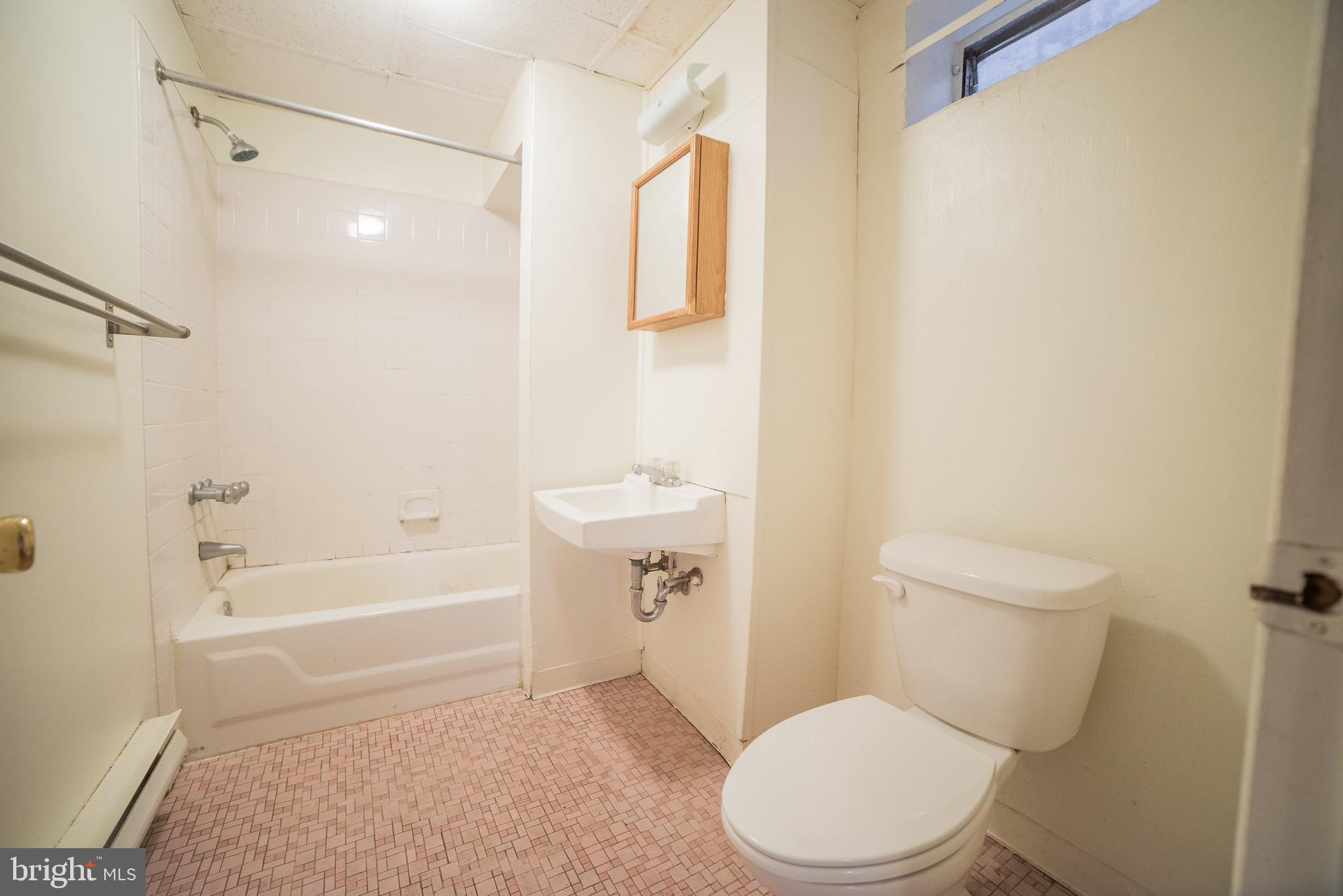 RITTENHOUSE SQUARE - Residential Lease