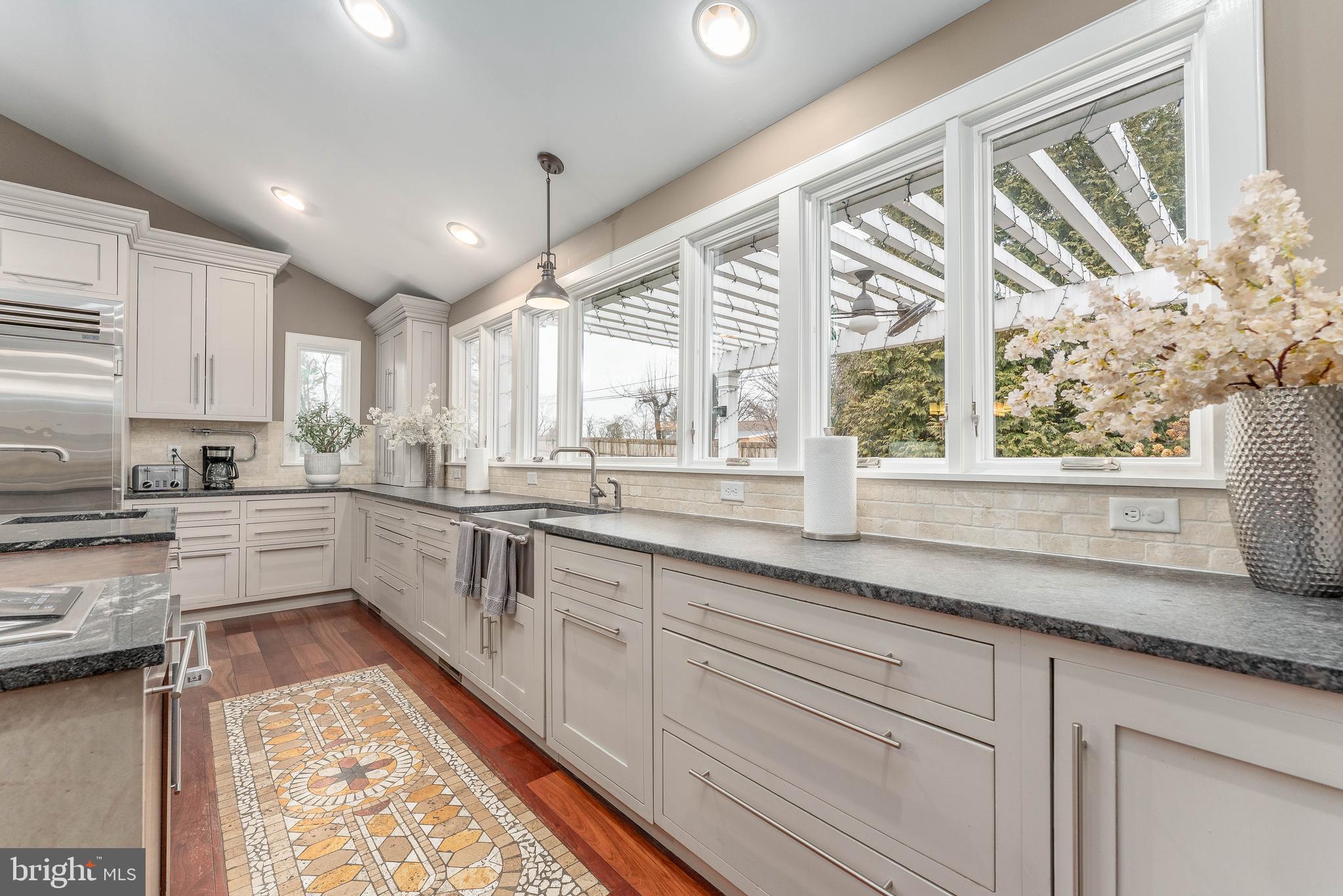 SWEDESFORD CHASE - Residential