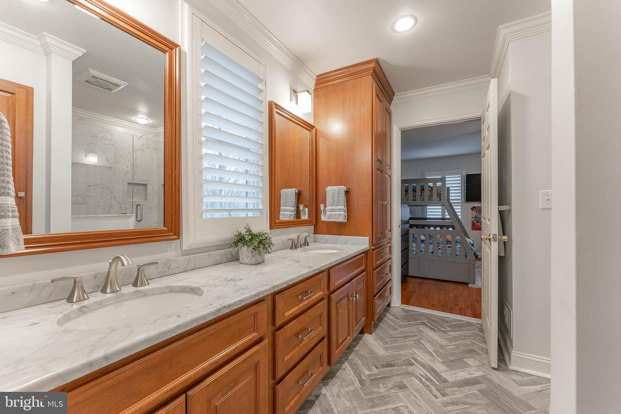 SWEDESFORD CHASE - Residential