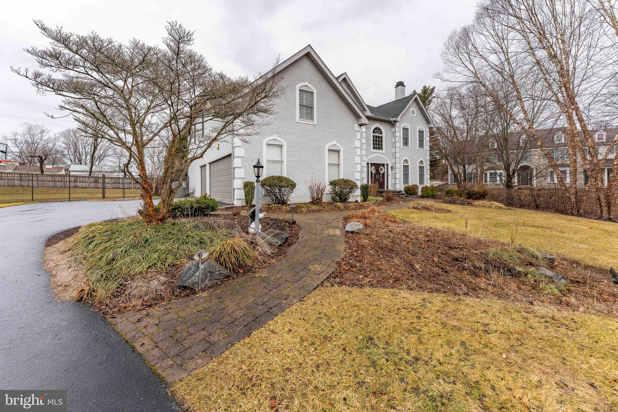 SWEDESFORD CHASE - Residential