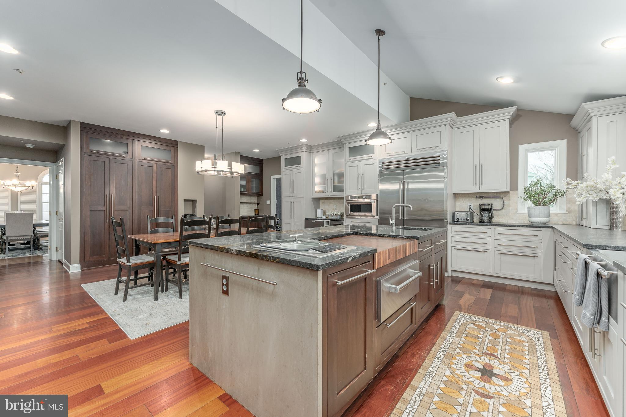 SWEDESFORD CHASE - Residential