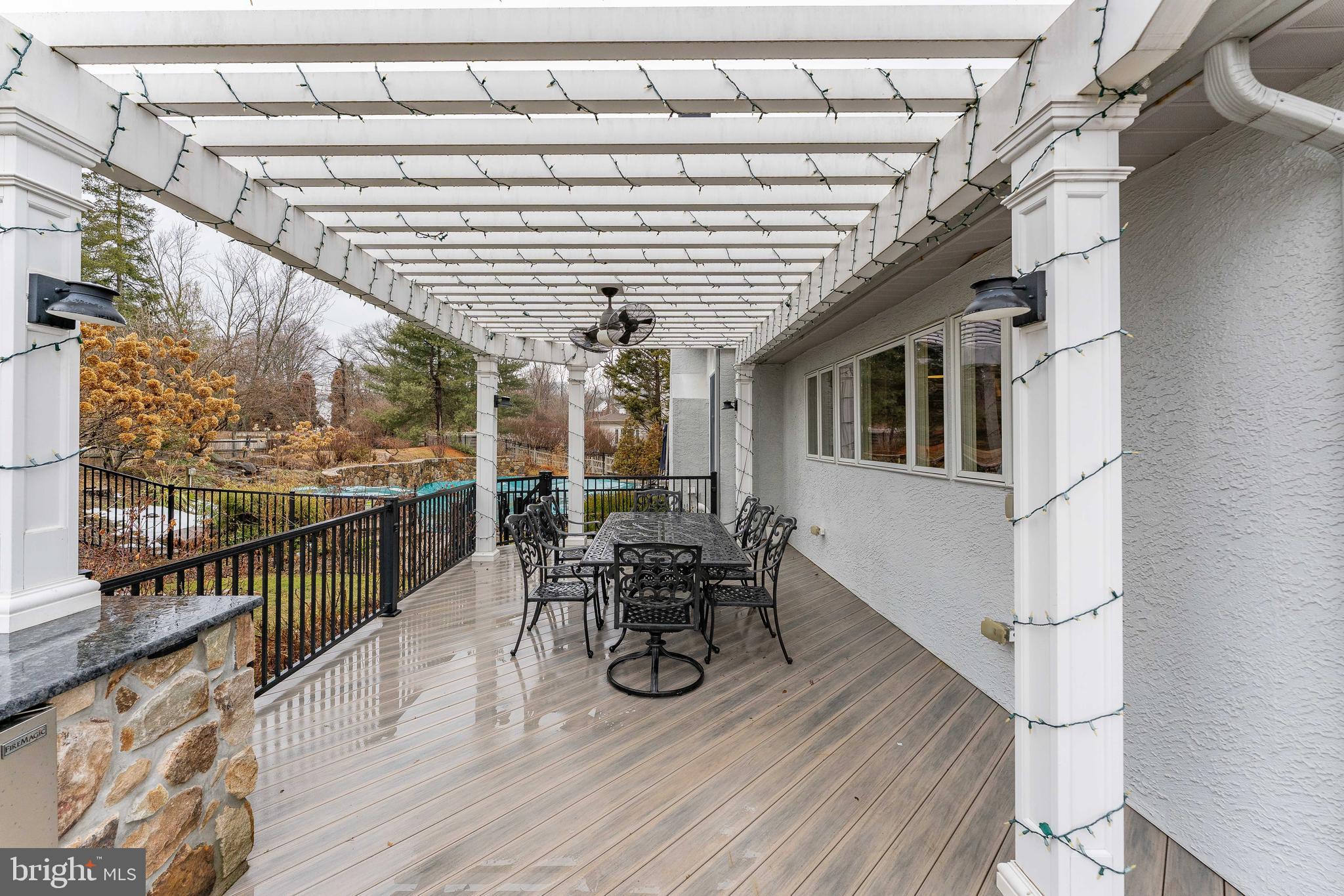 SWEDESFORD CHASE - Residential