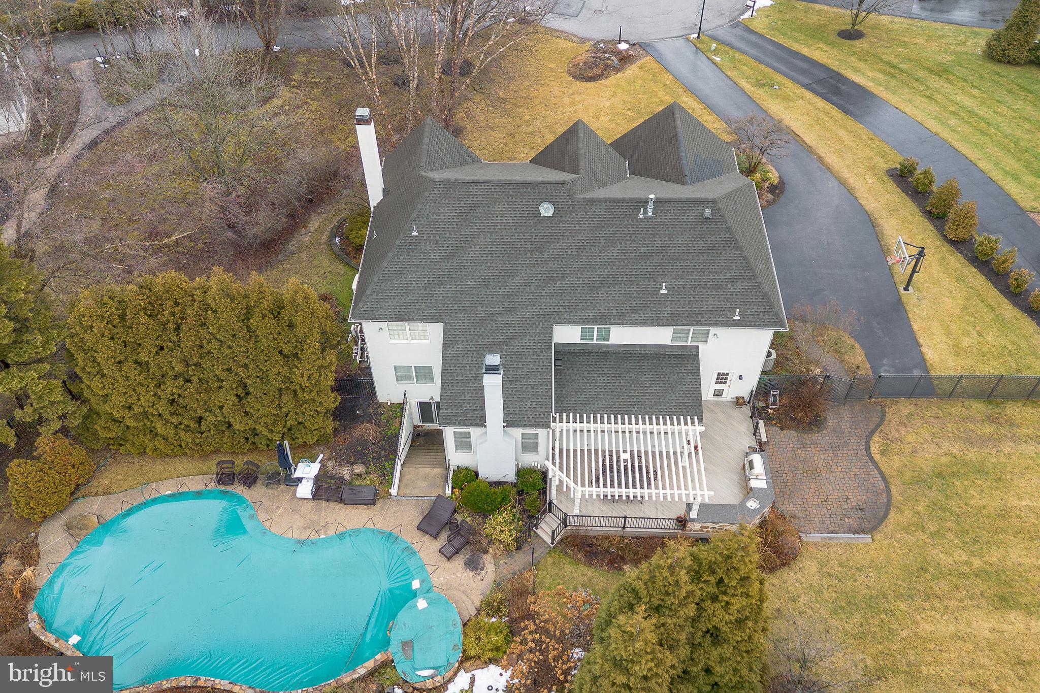 SWEDESFORD CHASE - Residential