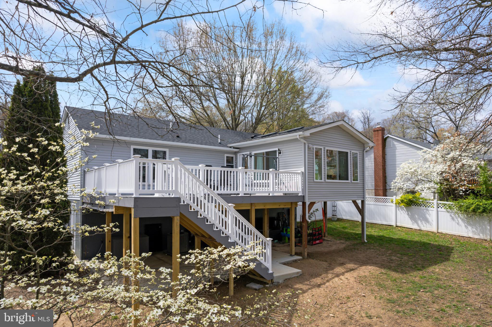 HENSEL STONE WOODS - Residential