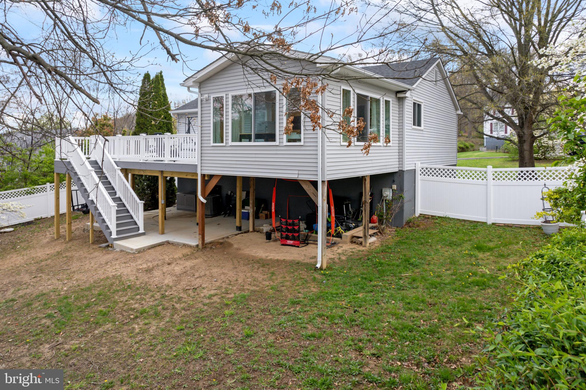 HENSEL STONE WOODS - Residential