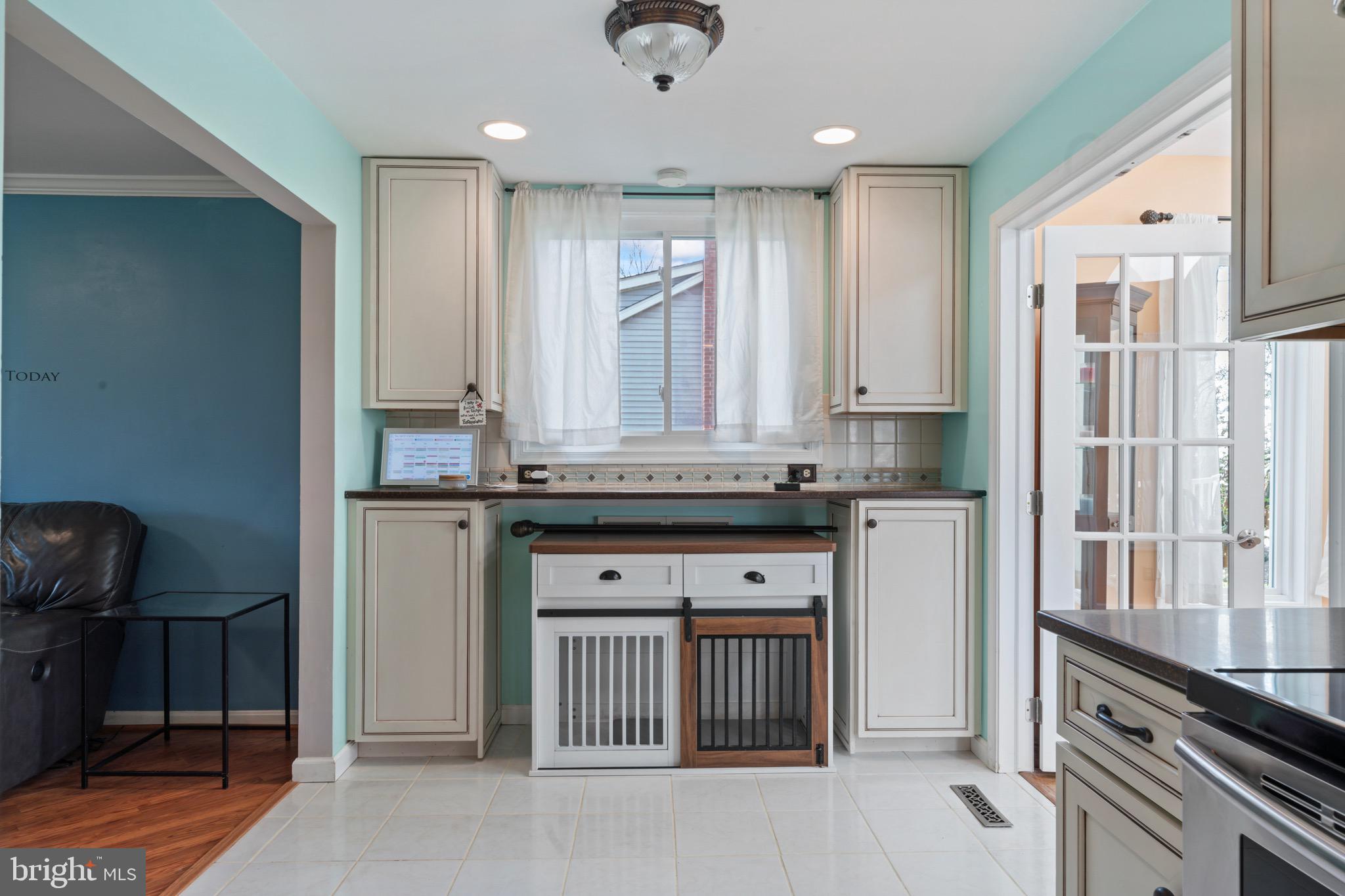 HENSEL STONE WOODS - Residential