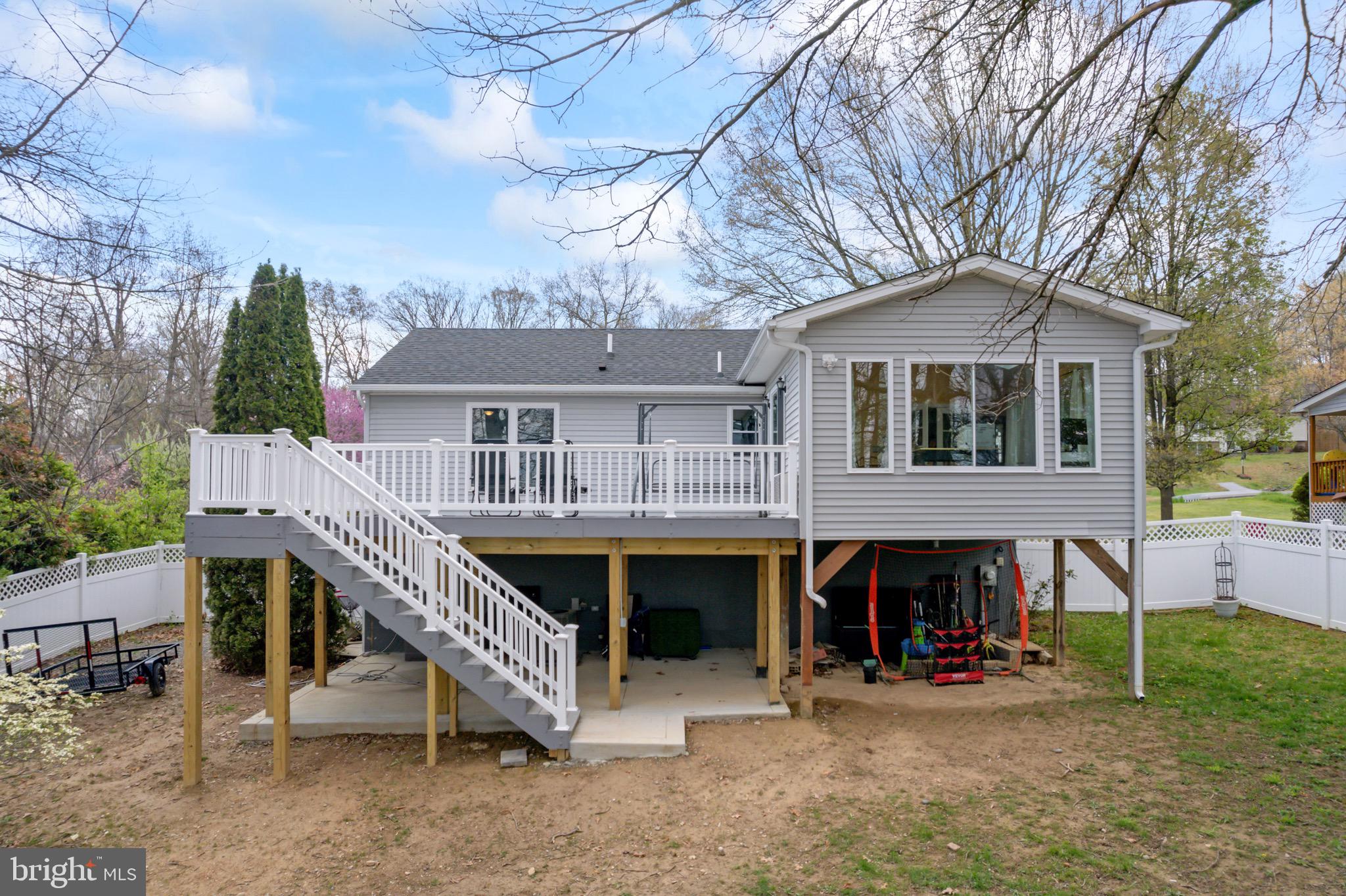 HENSEL STONE WOODS - Residential