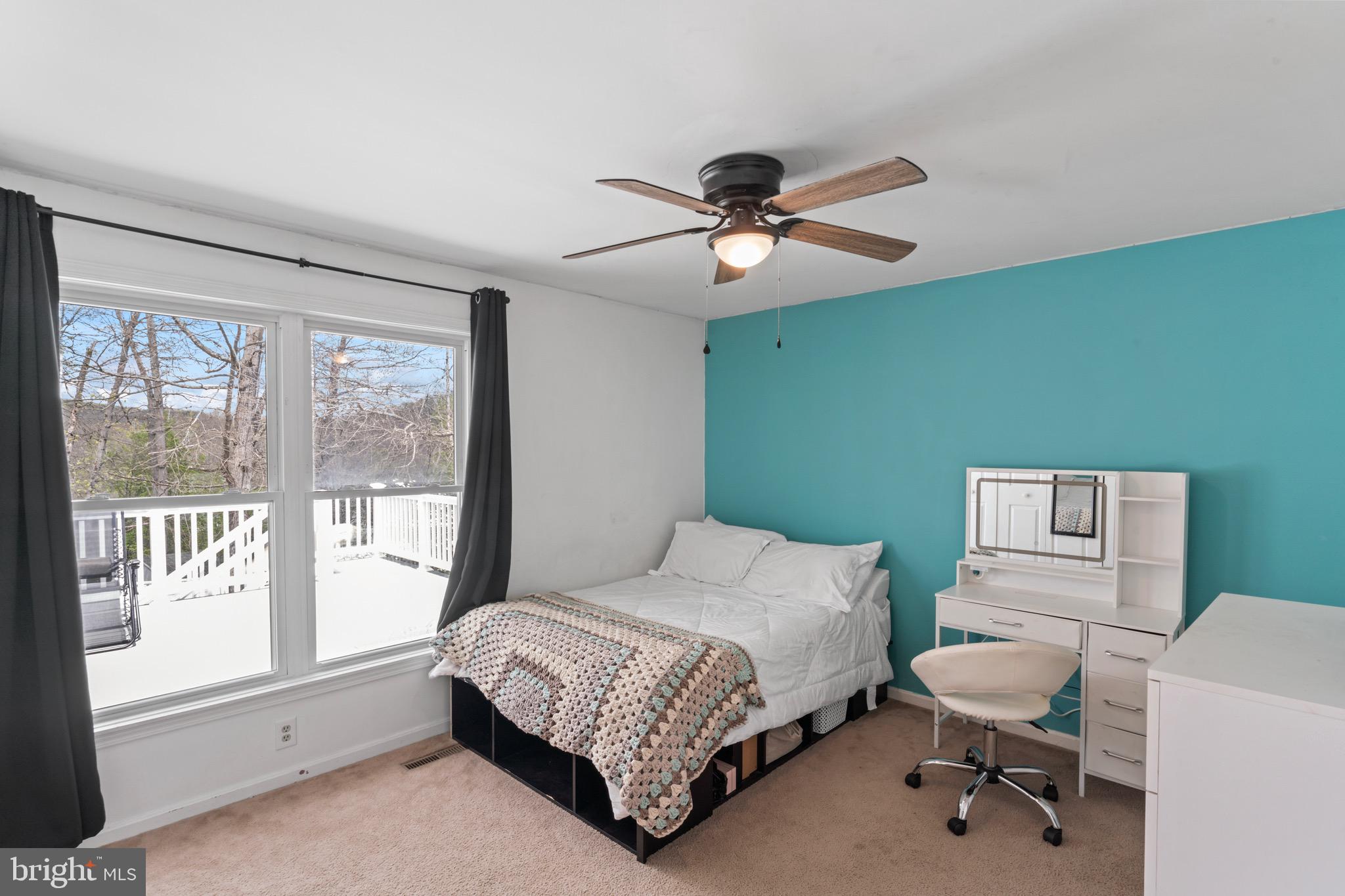 HENSEL STONE WOODS - Residential