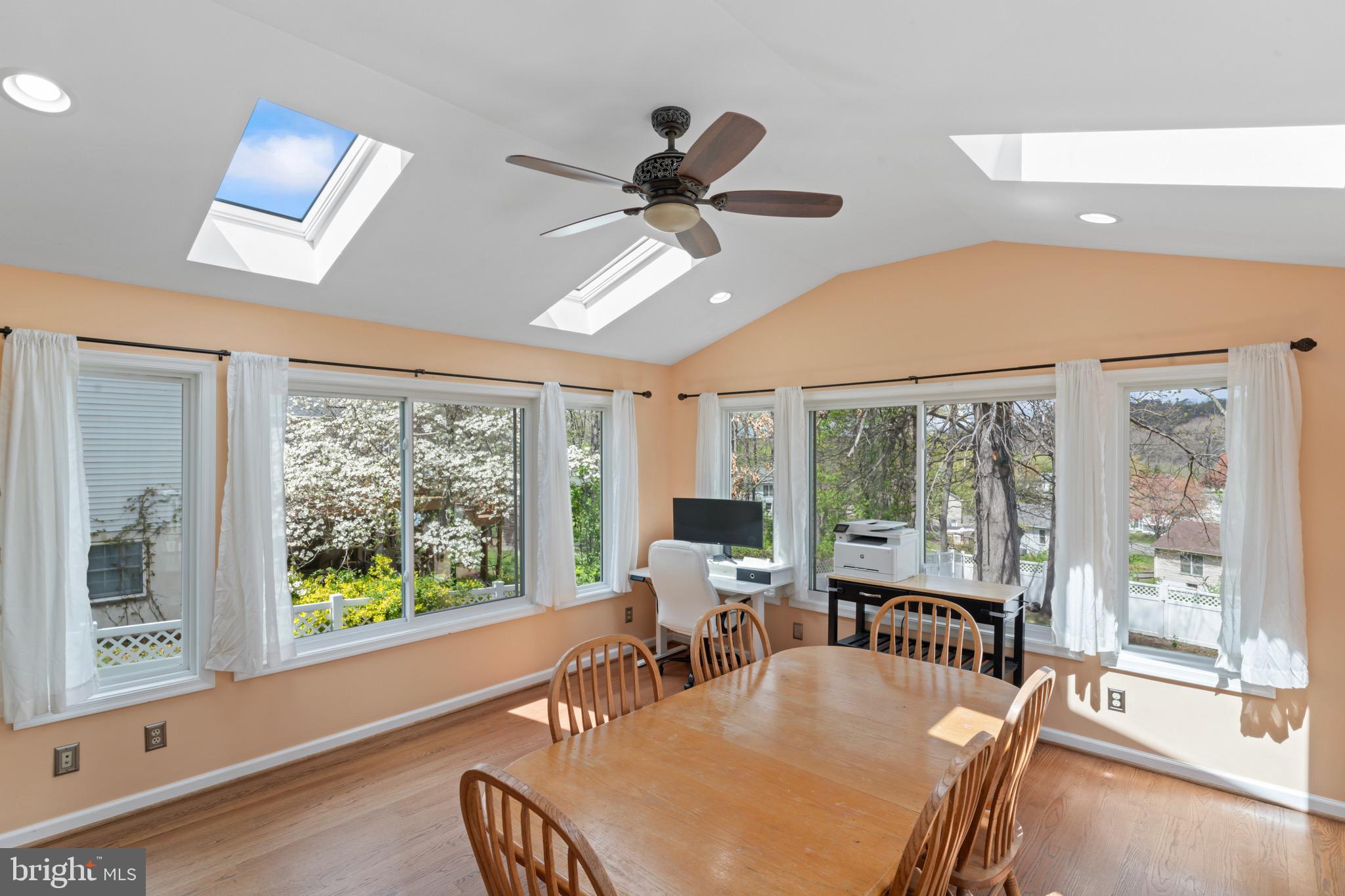 HENSEL STONE WOODS - Residential