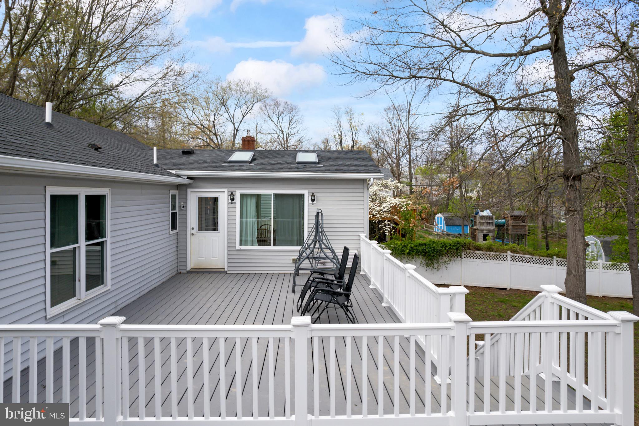 HENSEL STONE WOODS - Residential