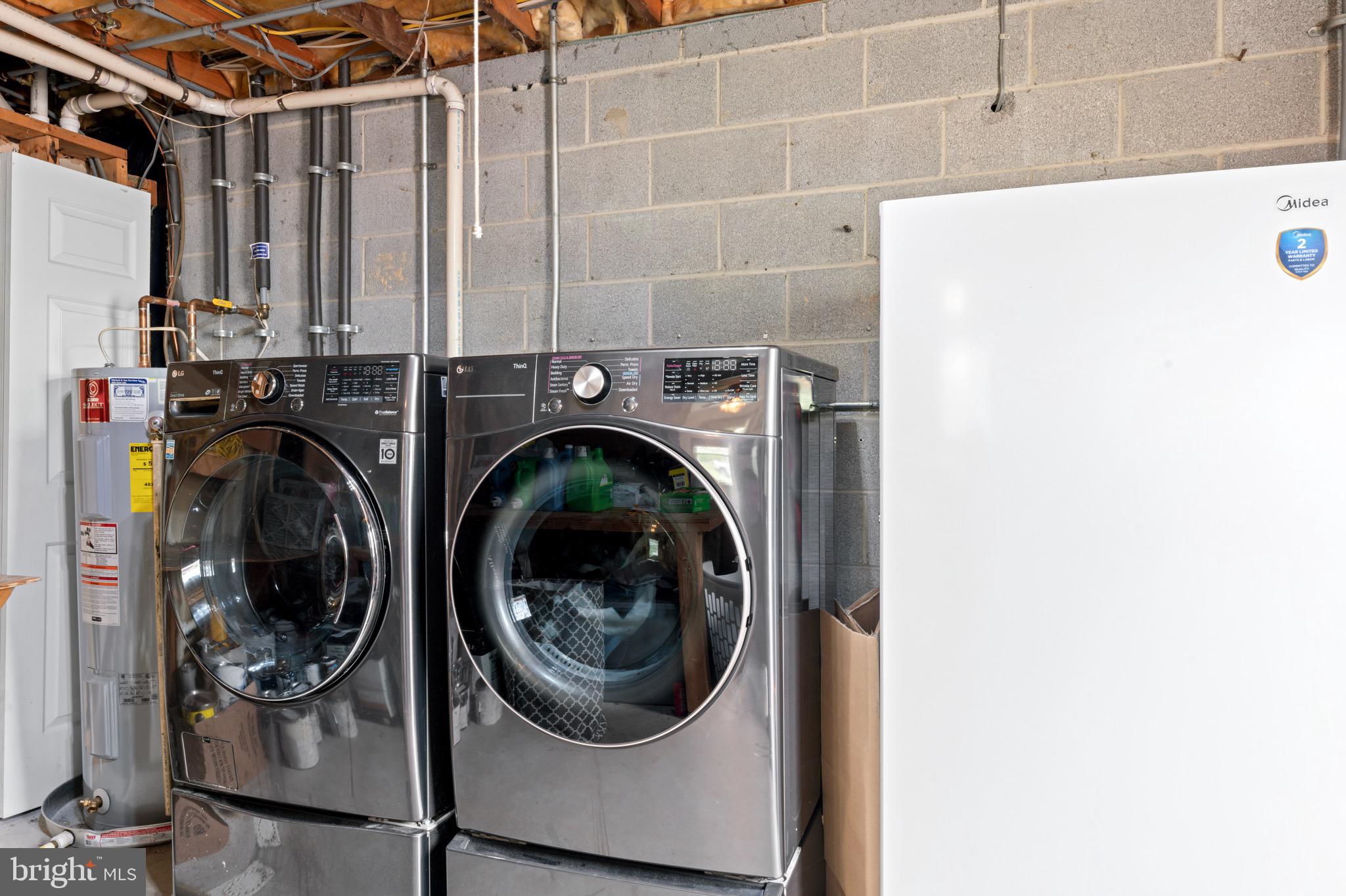 HENSEL STONE WOODS - Residential