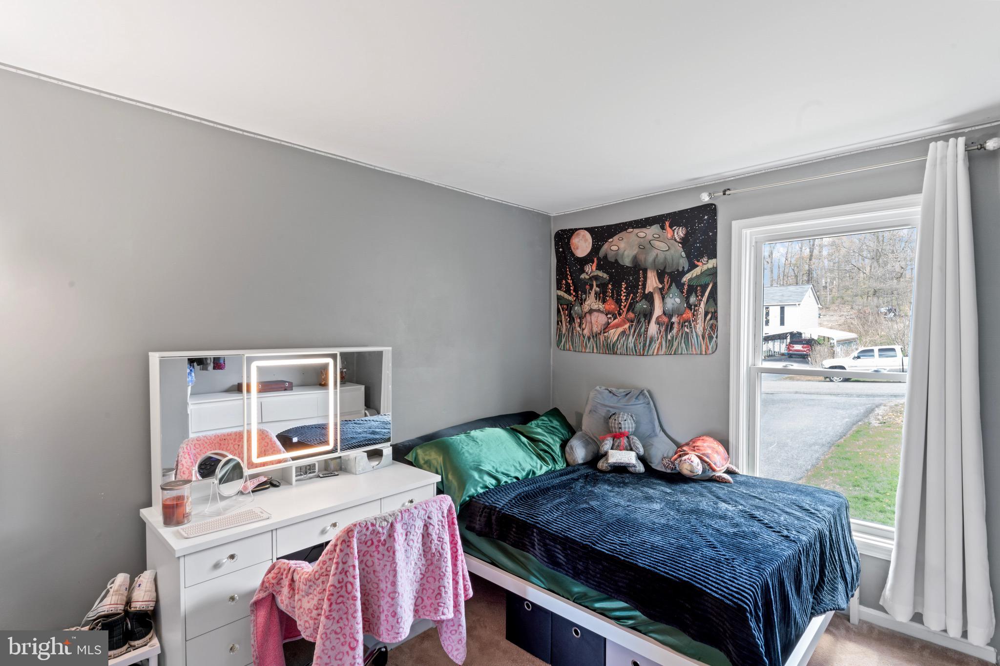 HENSEL STONE WOODS - Residential