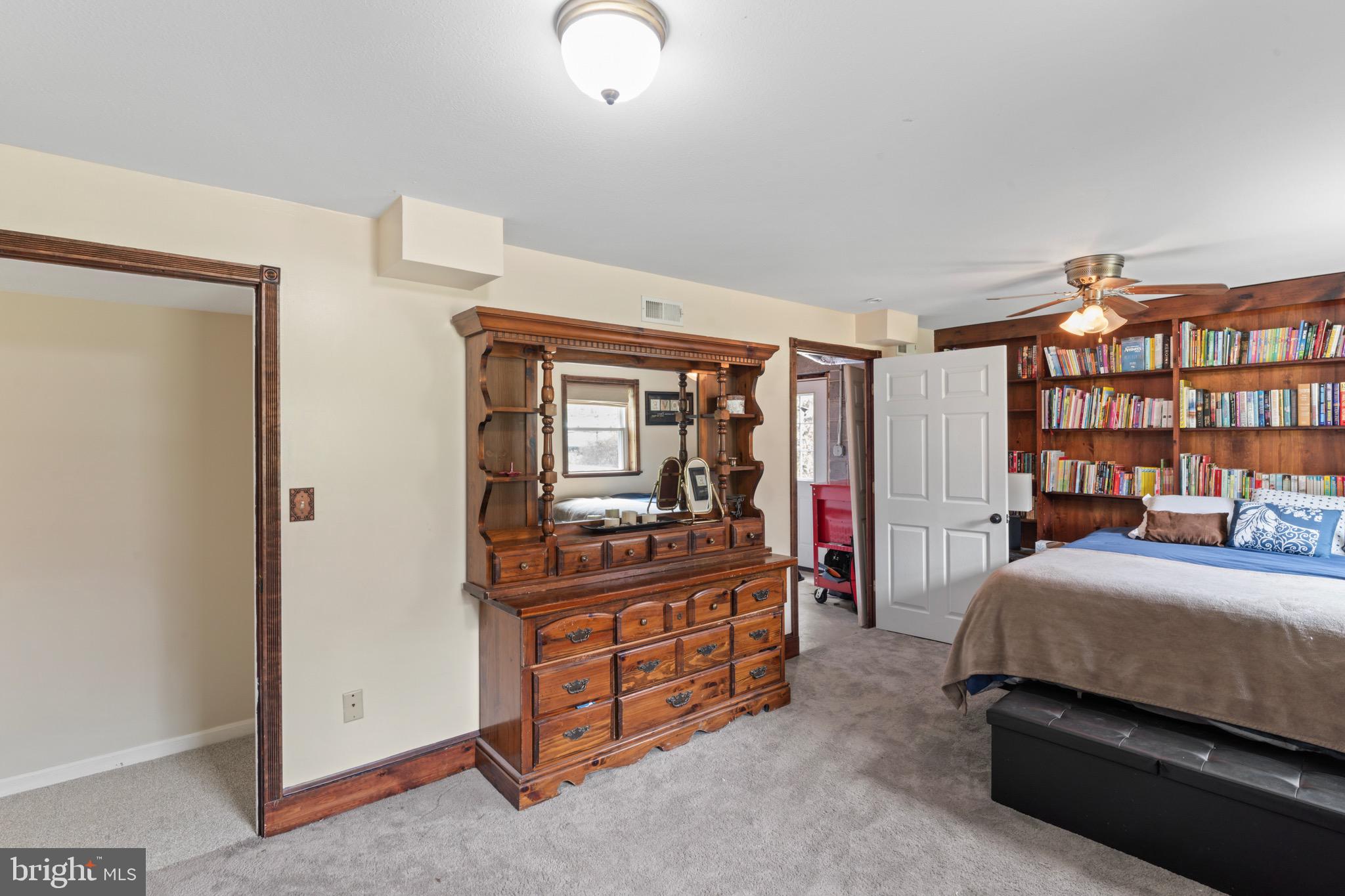 HENSEL STONE WOODS - Residential