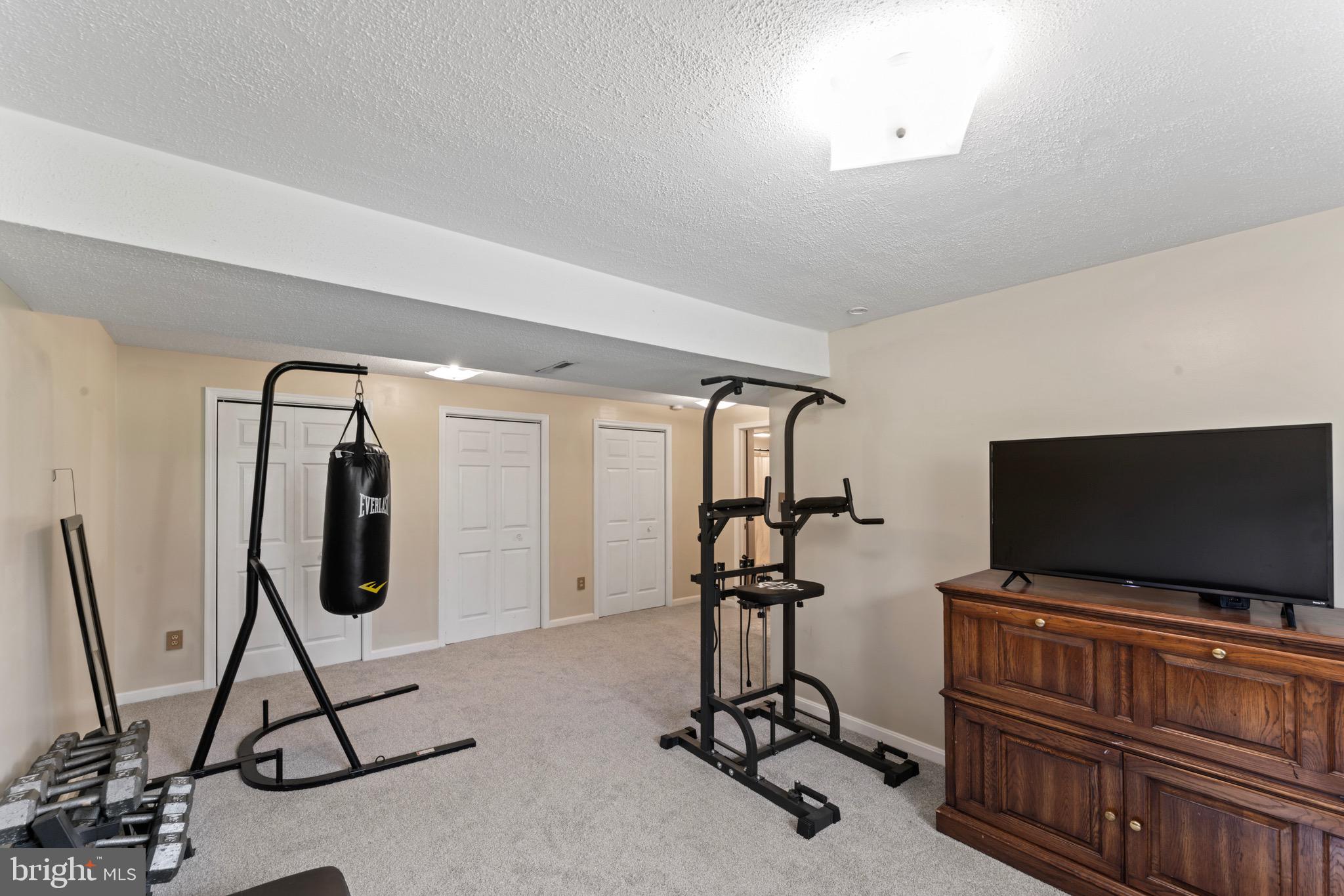 HENSEL STONE WOODS - Residential