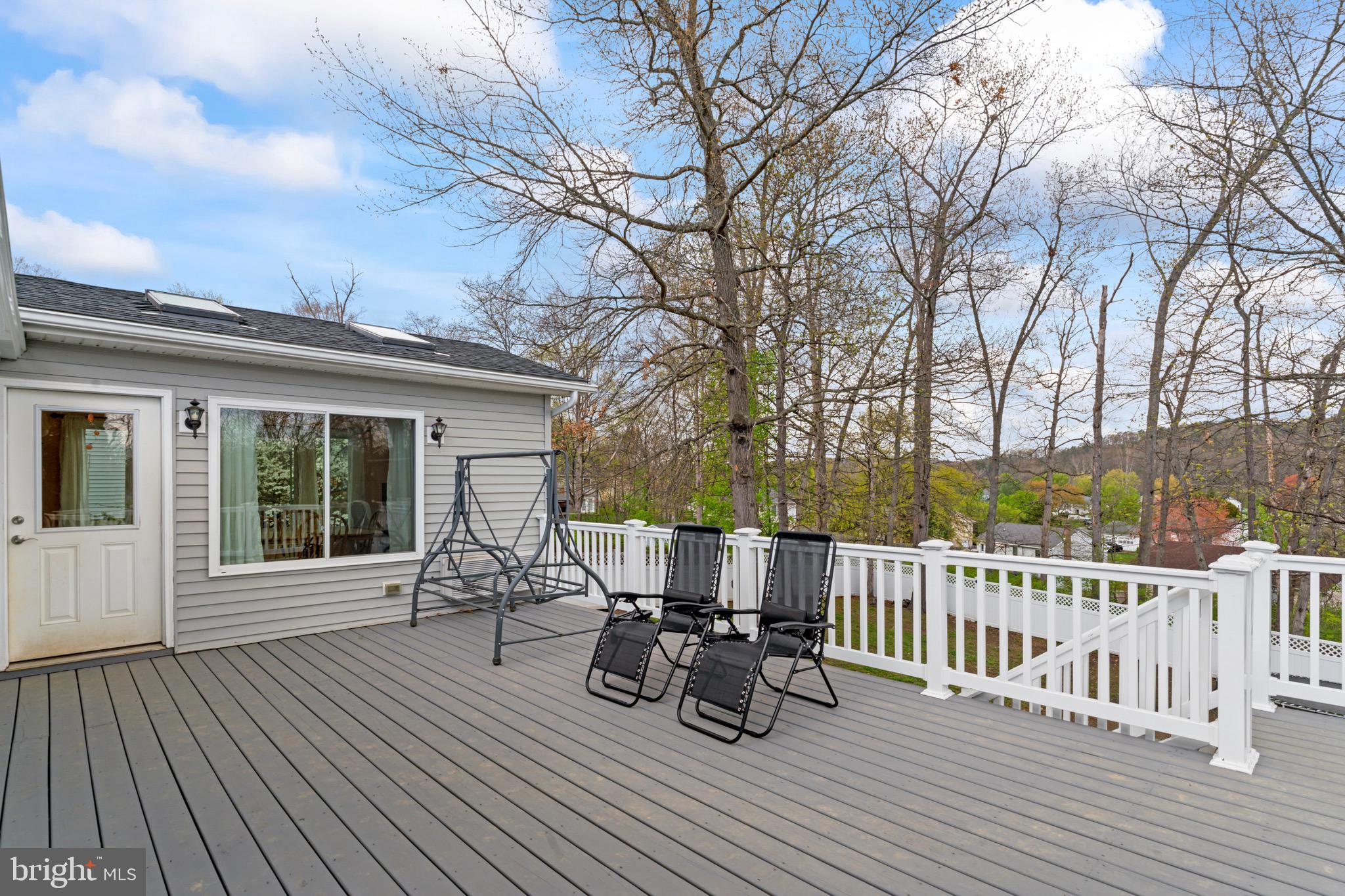 HENSEL STONE WOODS - Residential