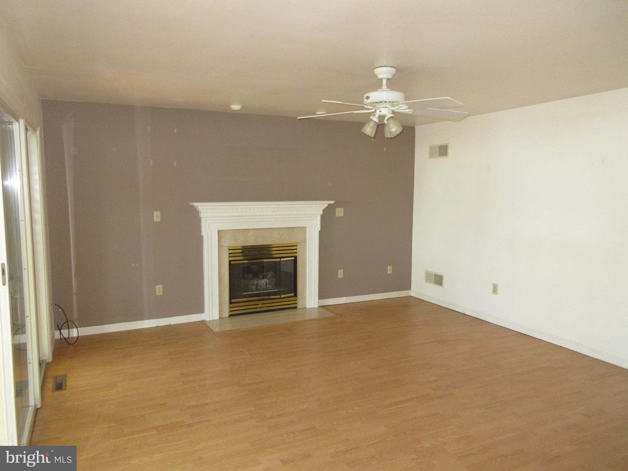 STRAWBERRY FIELDS - Residential