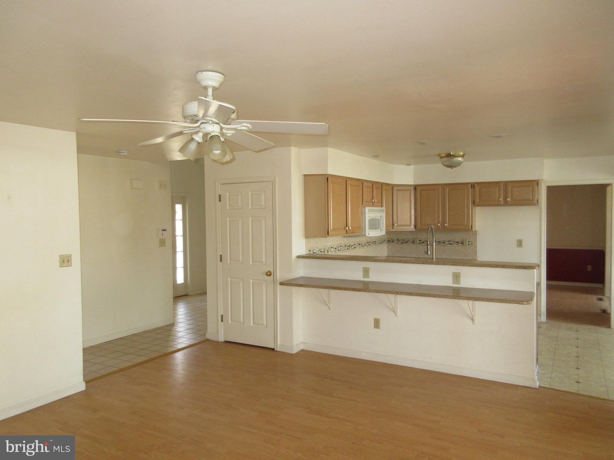 STRAWBERRY FIELDS - Residential