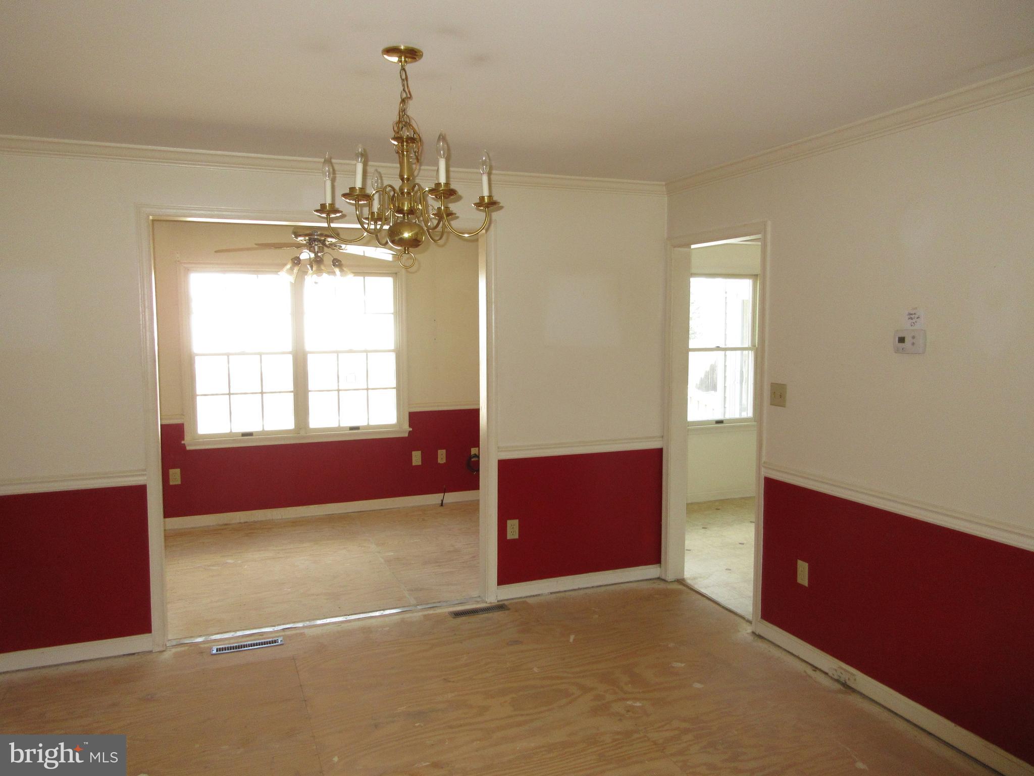 STRAWBERRY FIELDS - Residential