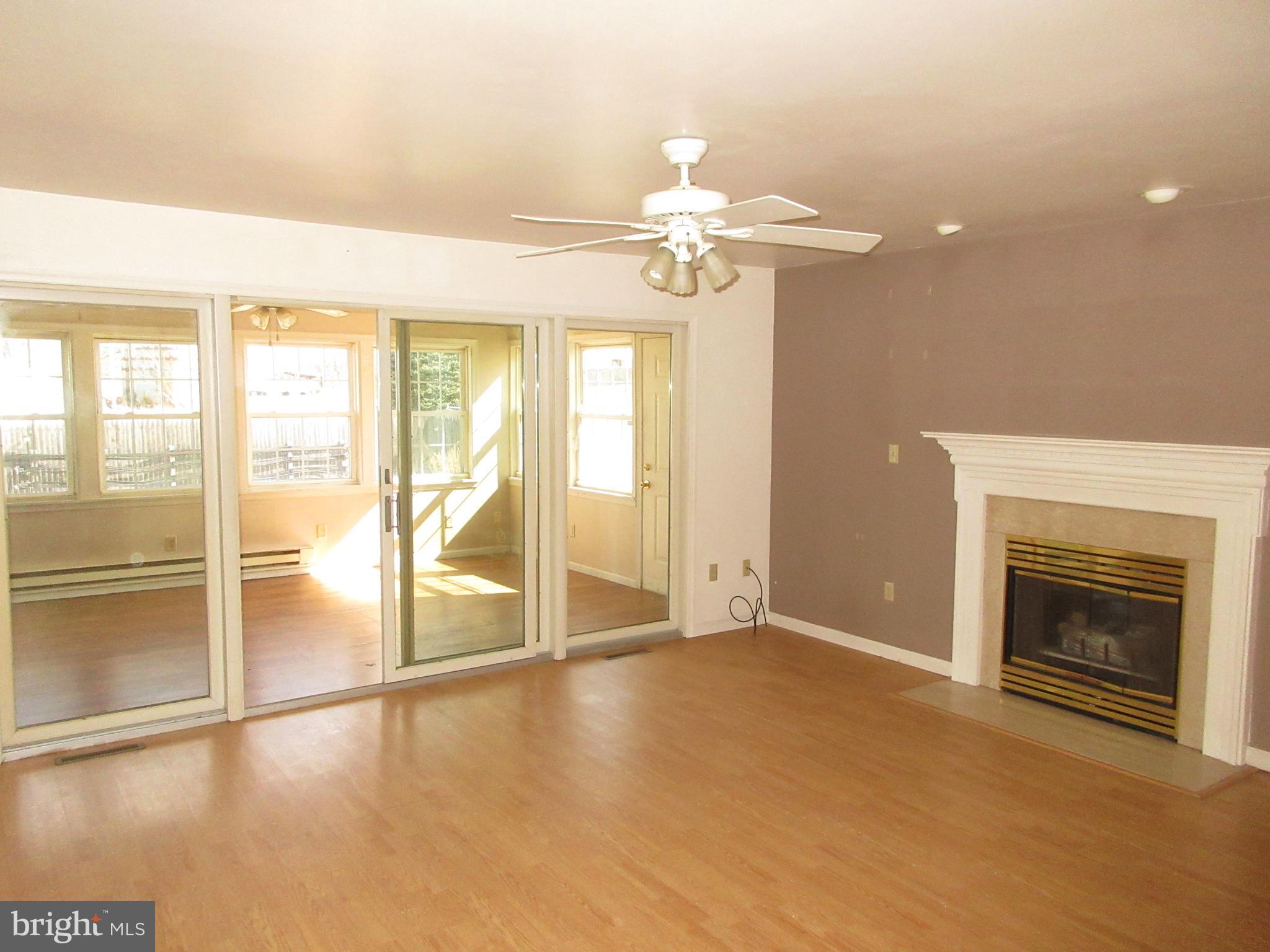 STRAWBERRY FIELDS - Residential