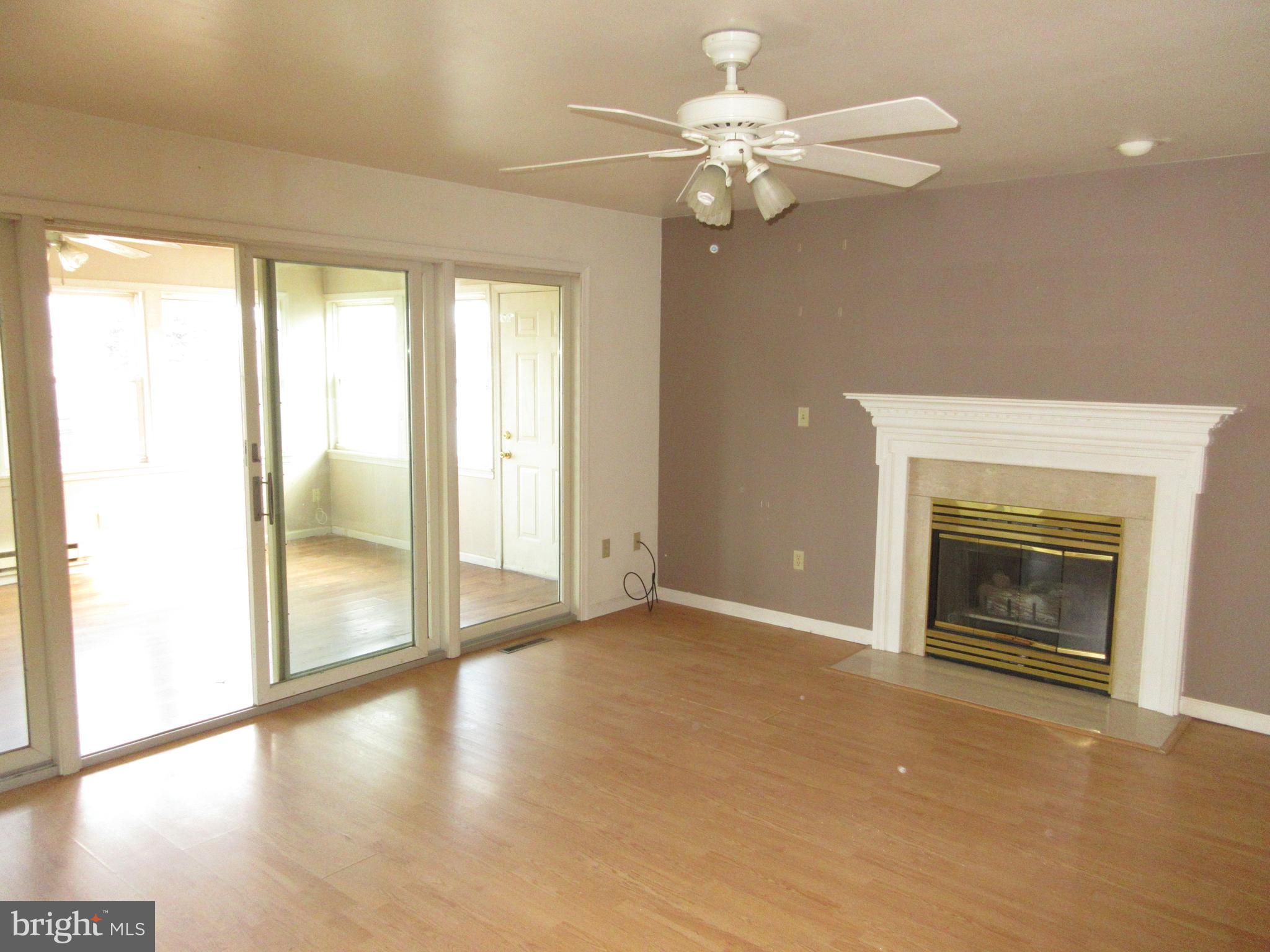 STRAWBERRY FIELDS - Residential
