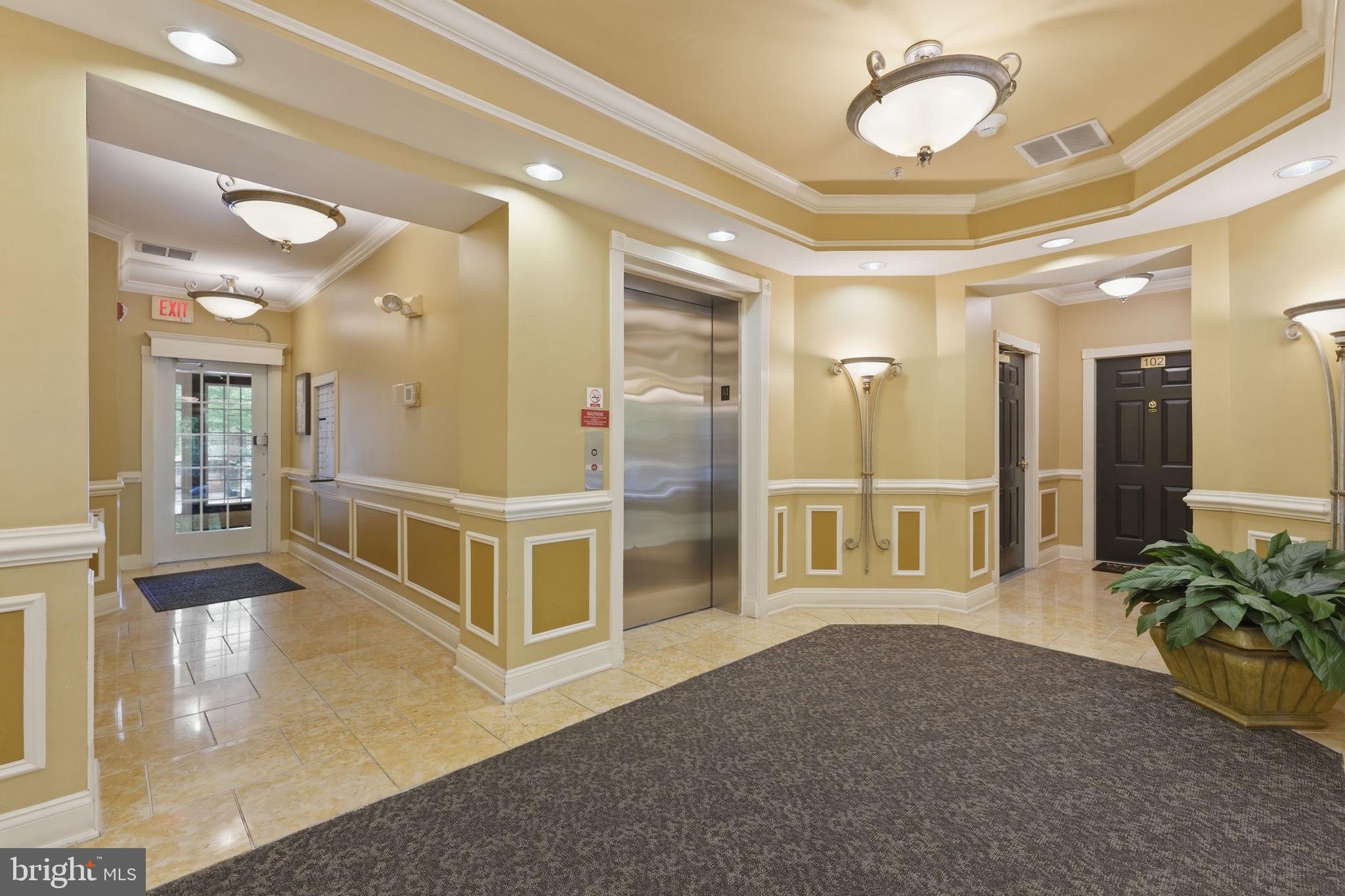 303 REDLAND BOULEVARD 201