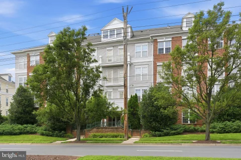 303 Redland Boulevard Unit 201, Rockville, MD 20850 - #: MDMC2247648