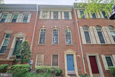 Photo of 4668 W Braddock Road, ALEXANDRIA, VA 22311 (MLS # VAAX2064856)