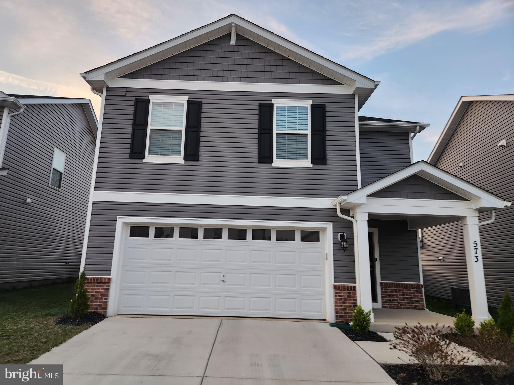 PINEGROVE - Residential