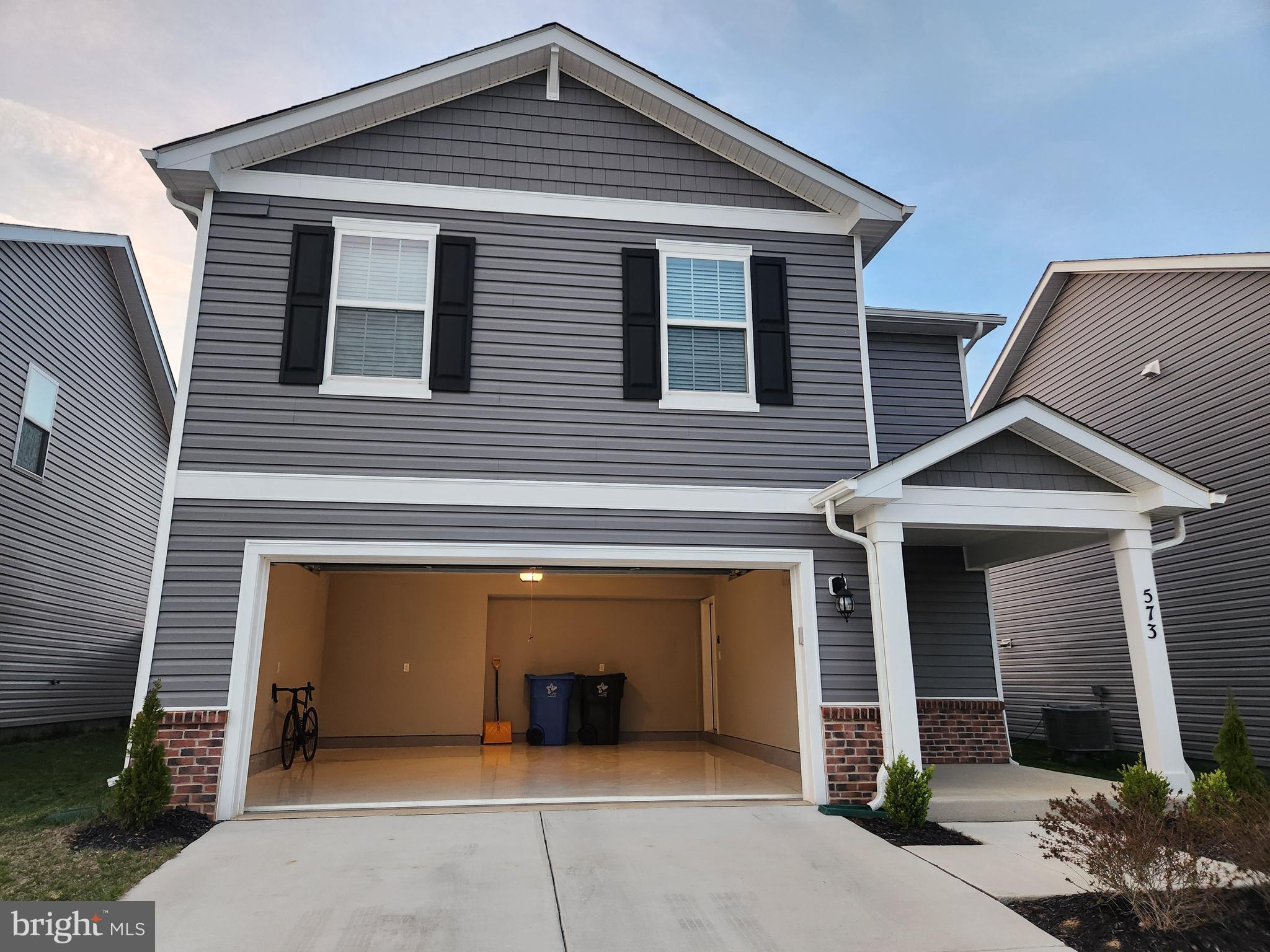 PINEGROVE - Residential