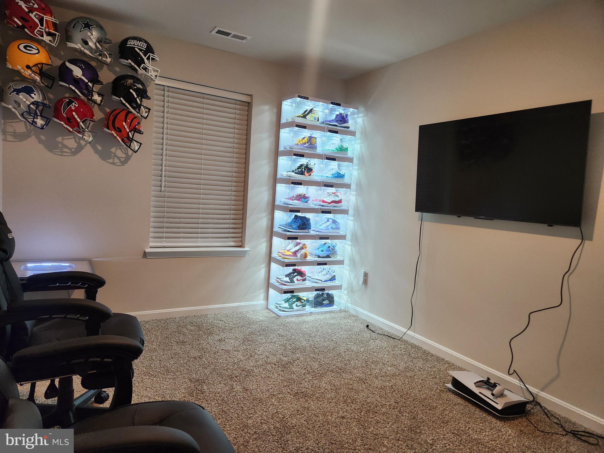 PINEGROVE - Residential