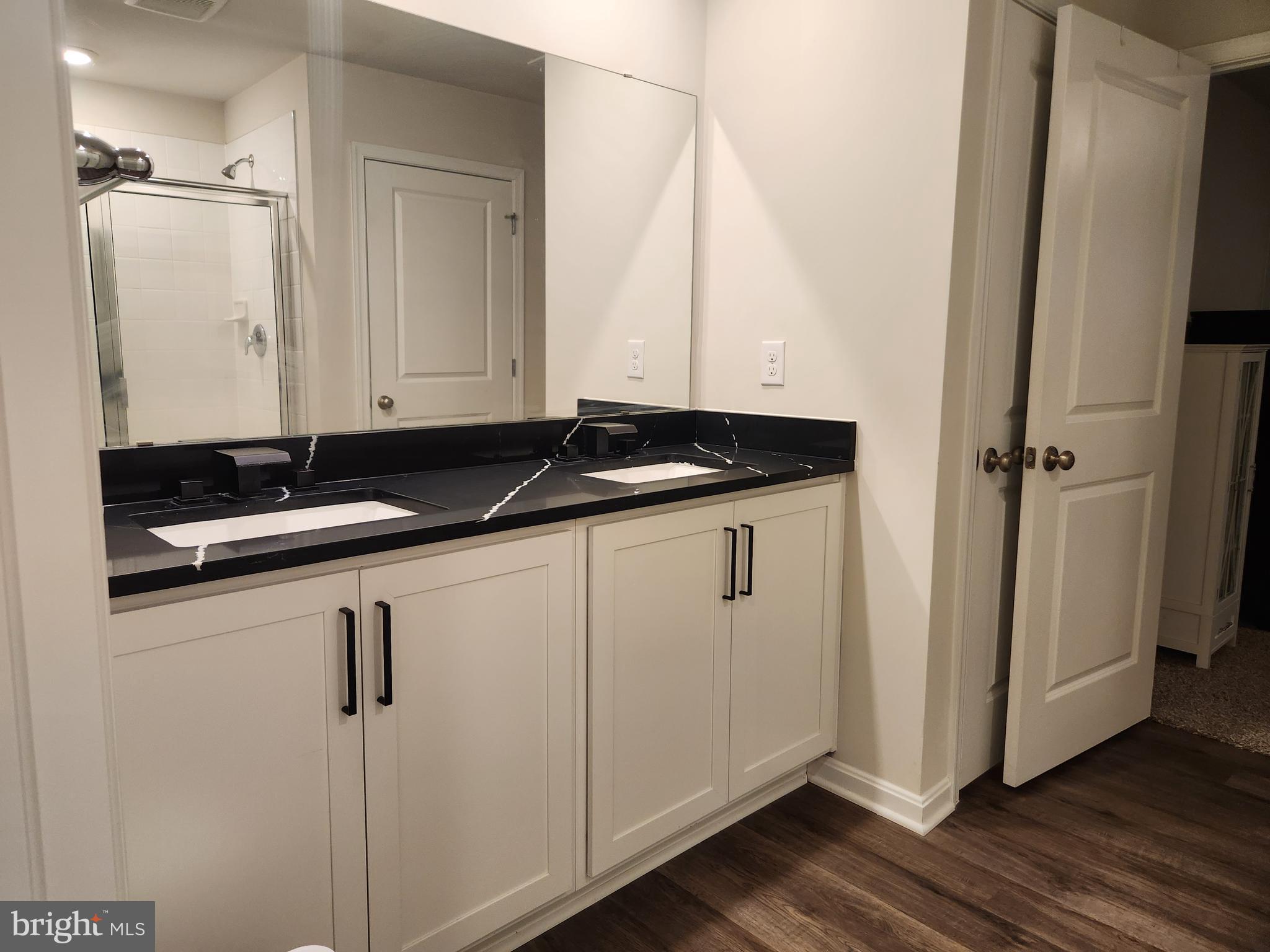 PINEGROVE - Residential