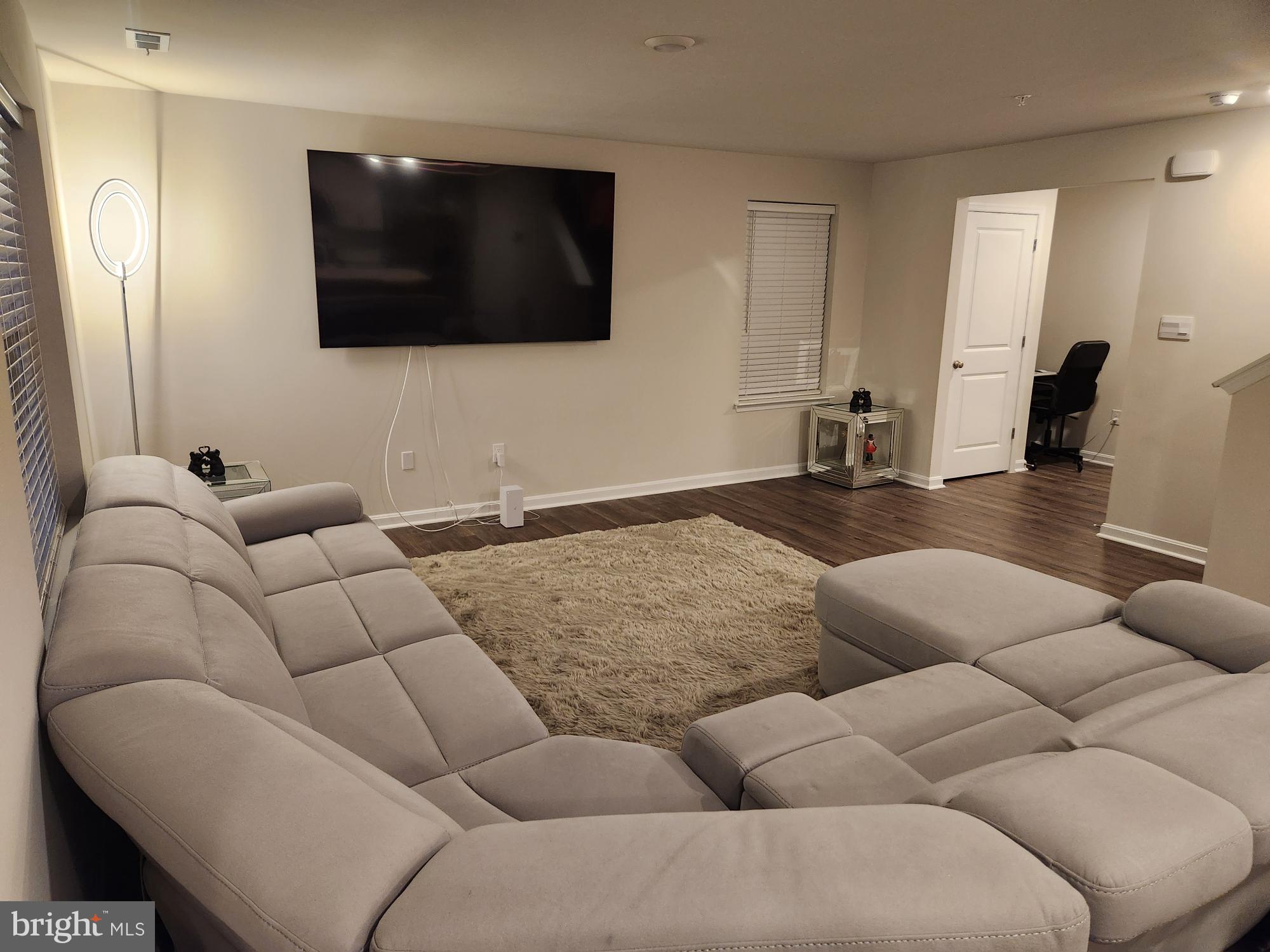 PINEGROVE - Residential