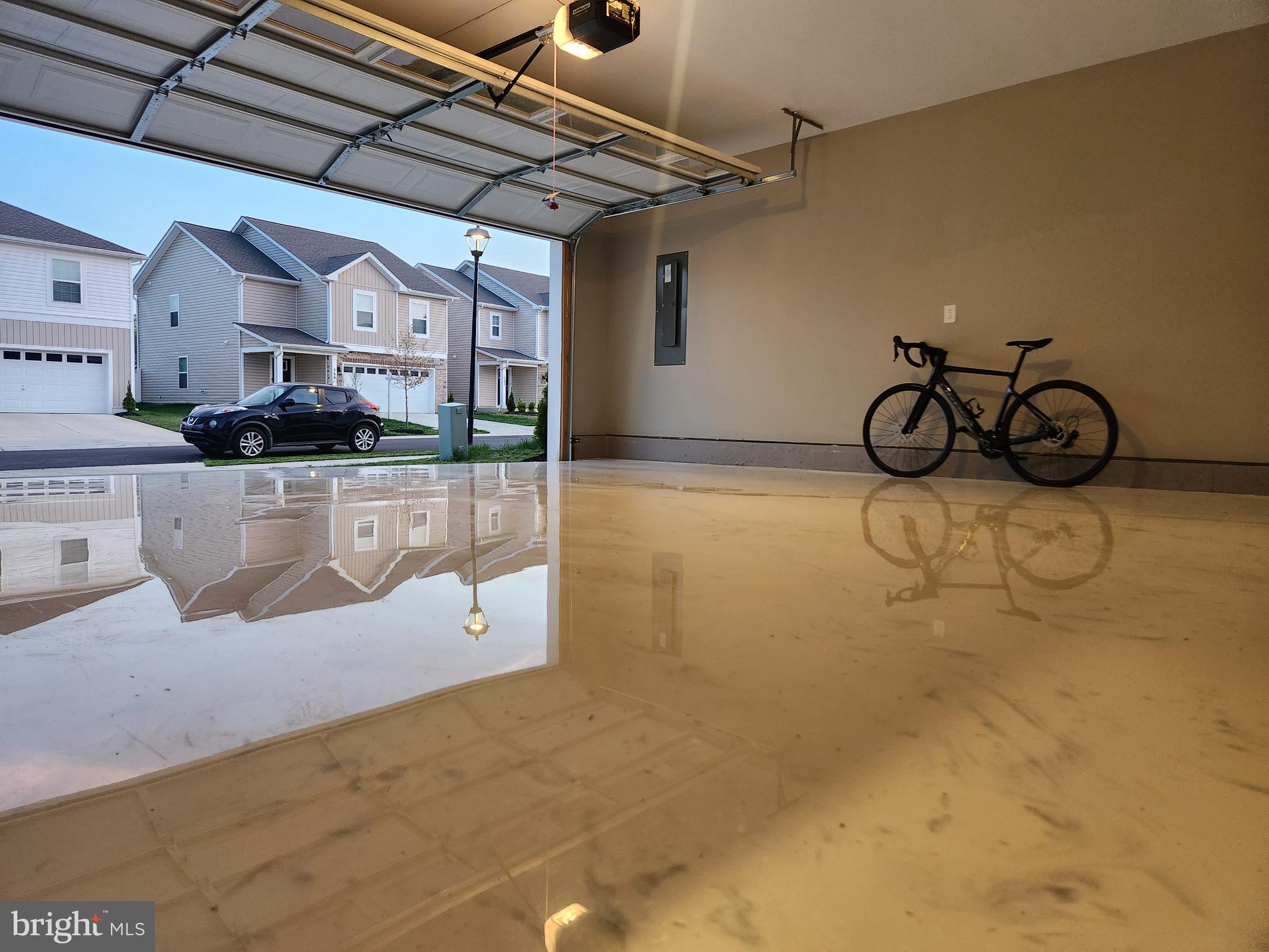 PINEGROVE - Residential