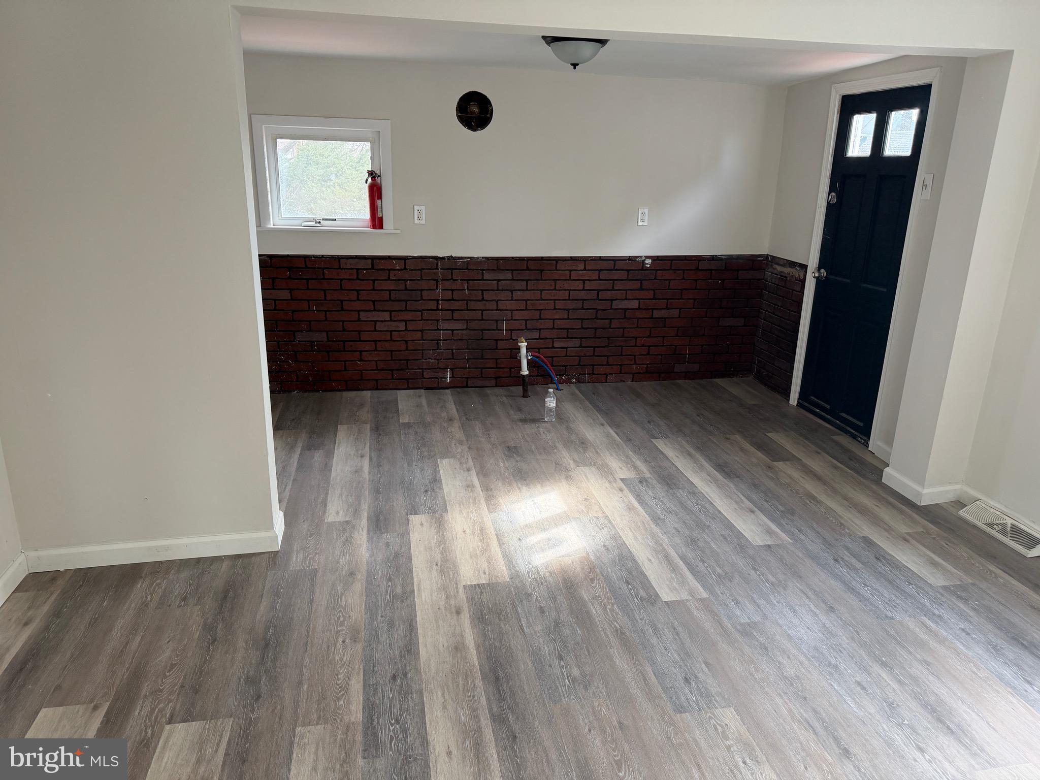 LYNNWOOD - Residential