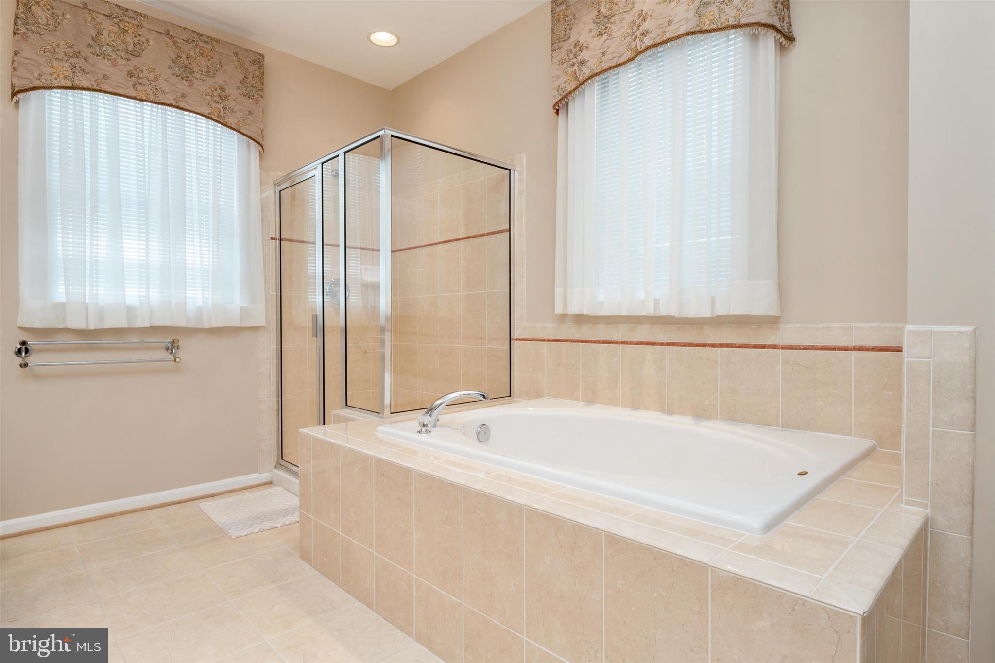CEDAR RIDGE - Residential