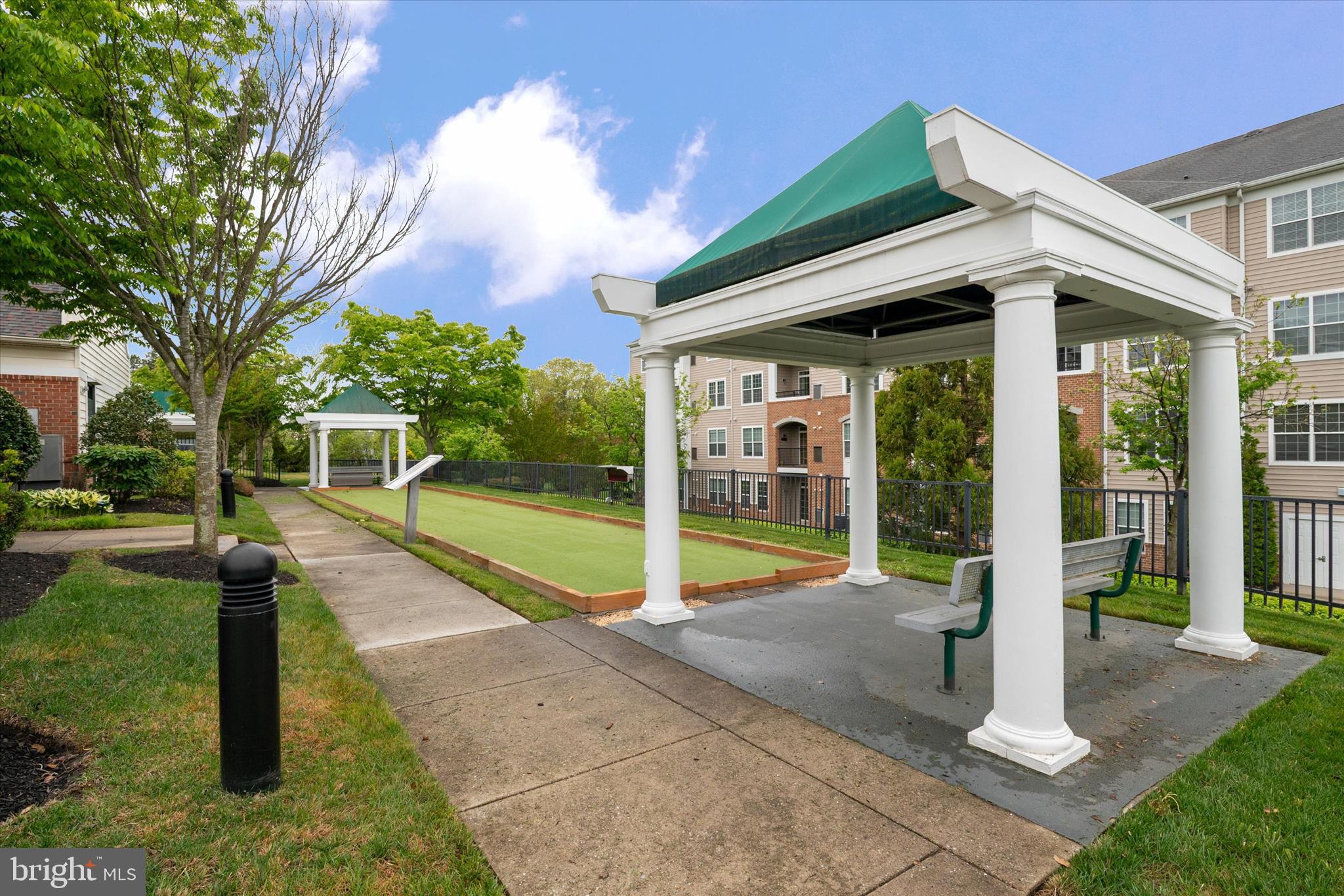 CEDAR RIDGE - Residential