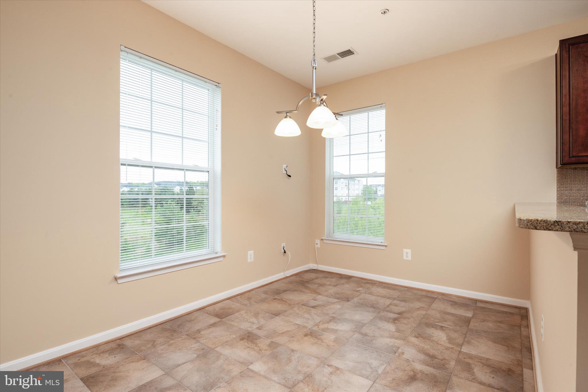 CEDAR RIDGE - Residential