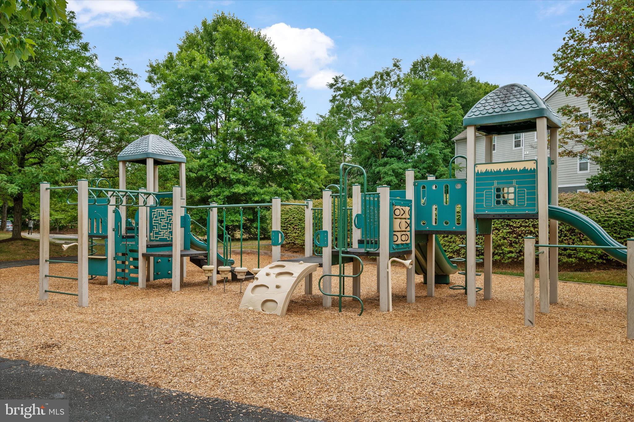 CEDAR RIDGE - Residential