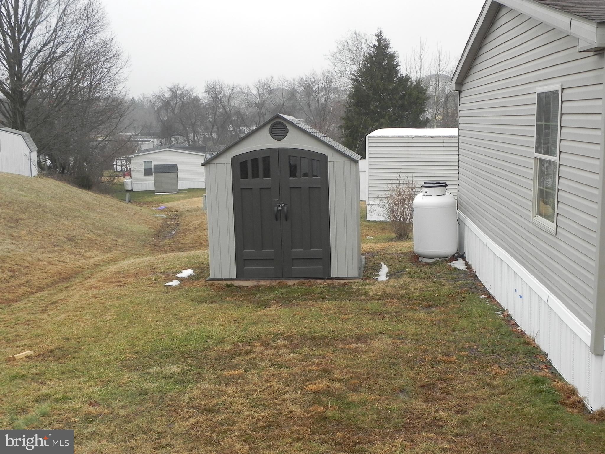 DEEP RUN PARK - Residential