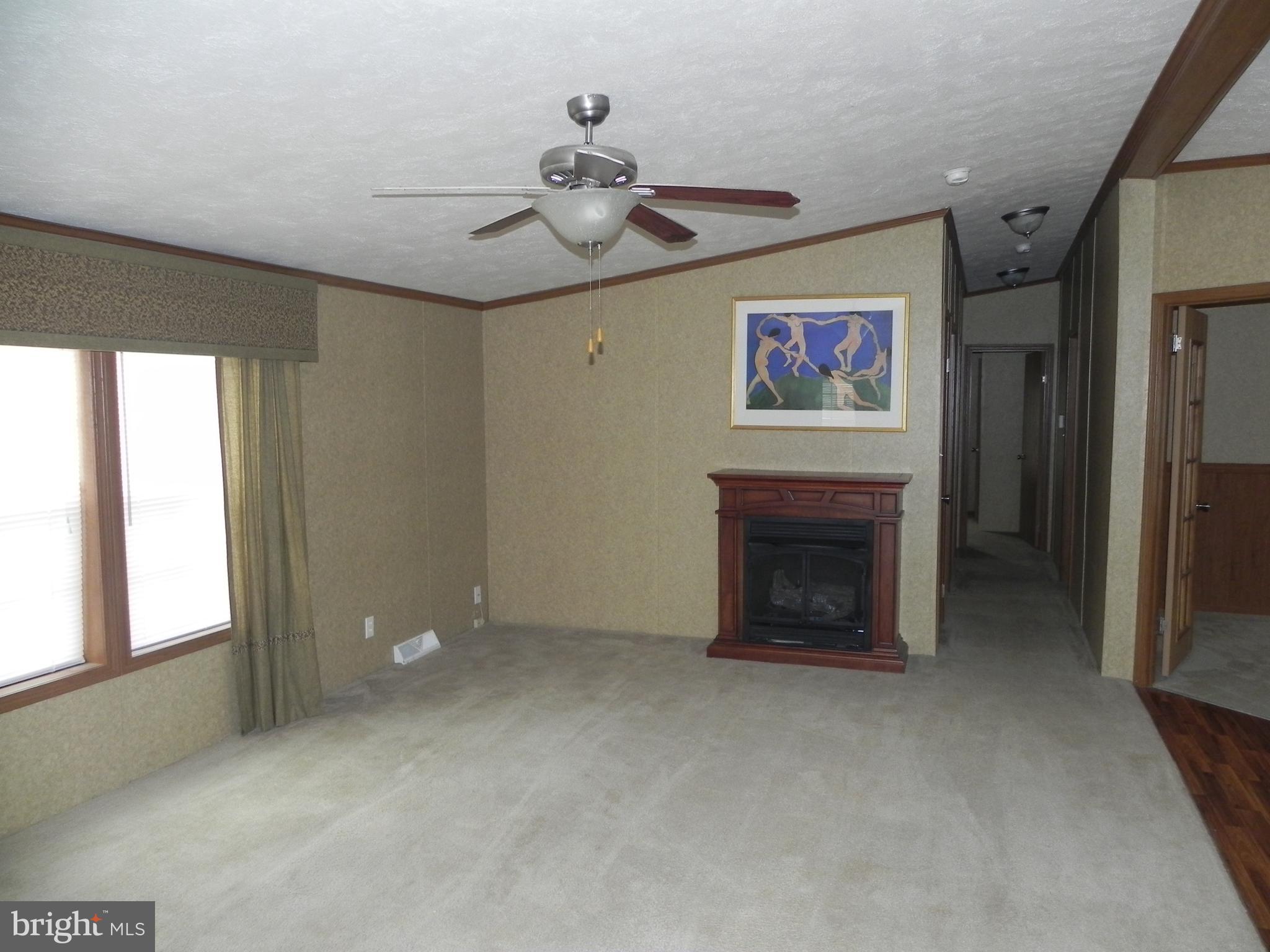 DEEP RUN PARK - Residential