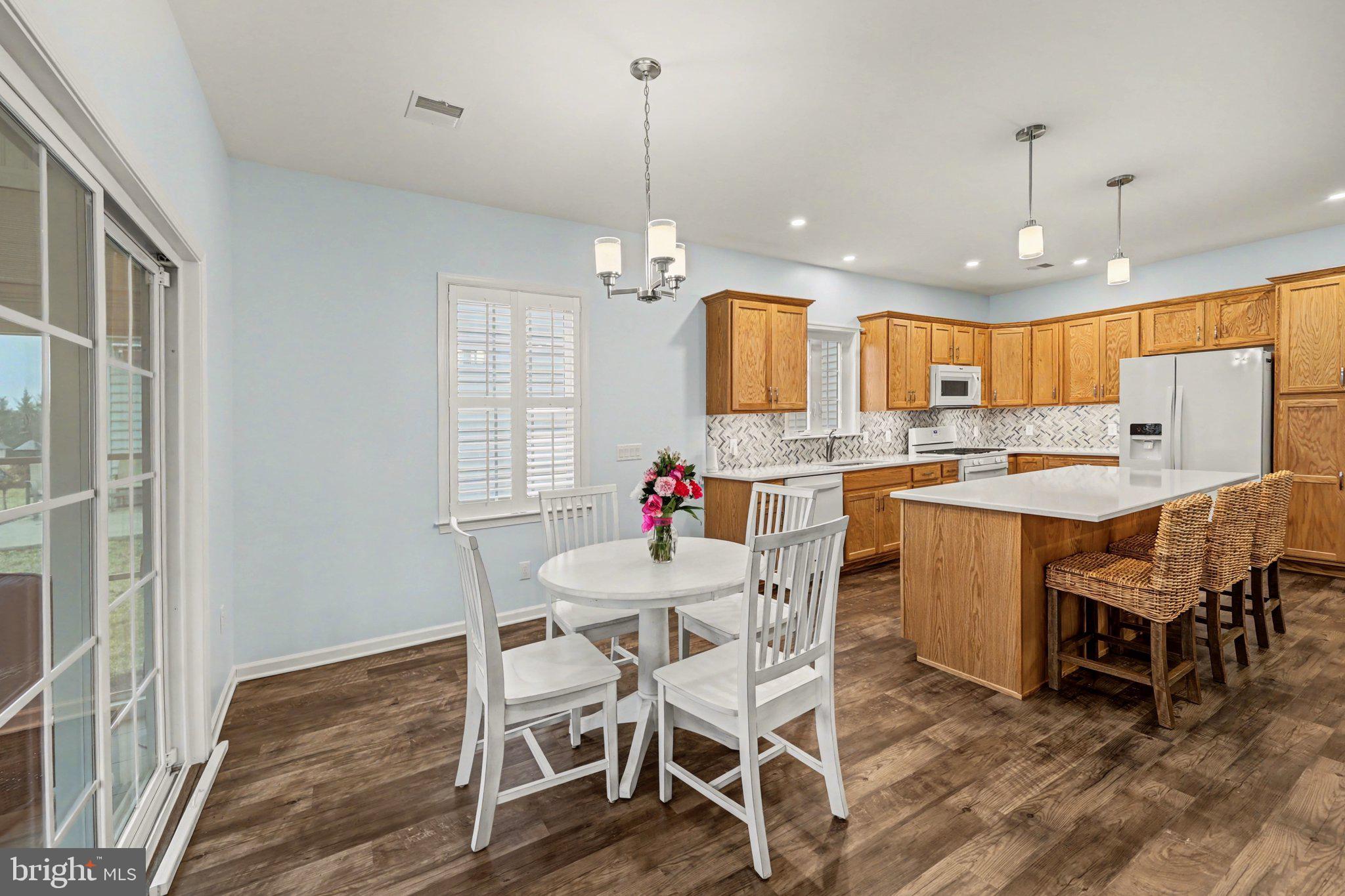 TRADITIONS OF AMERICA AT SILVER SPRING - Residential