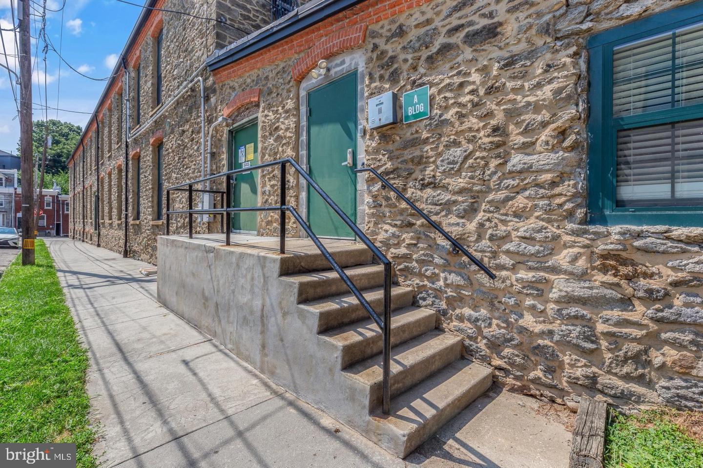 MANAYUNK - Residential