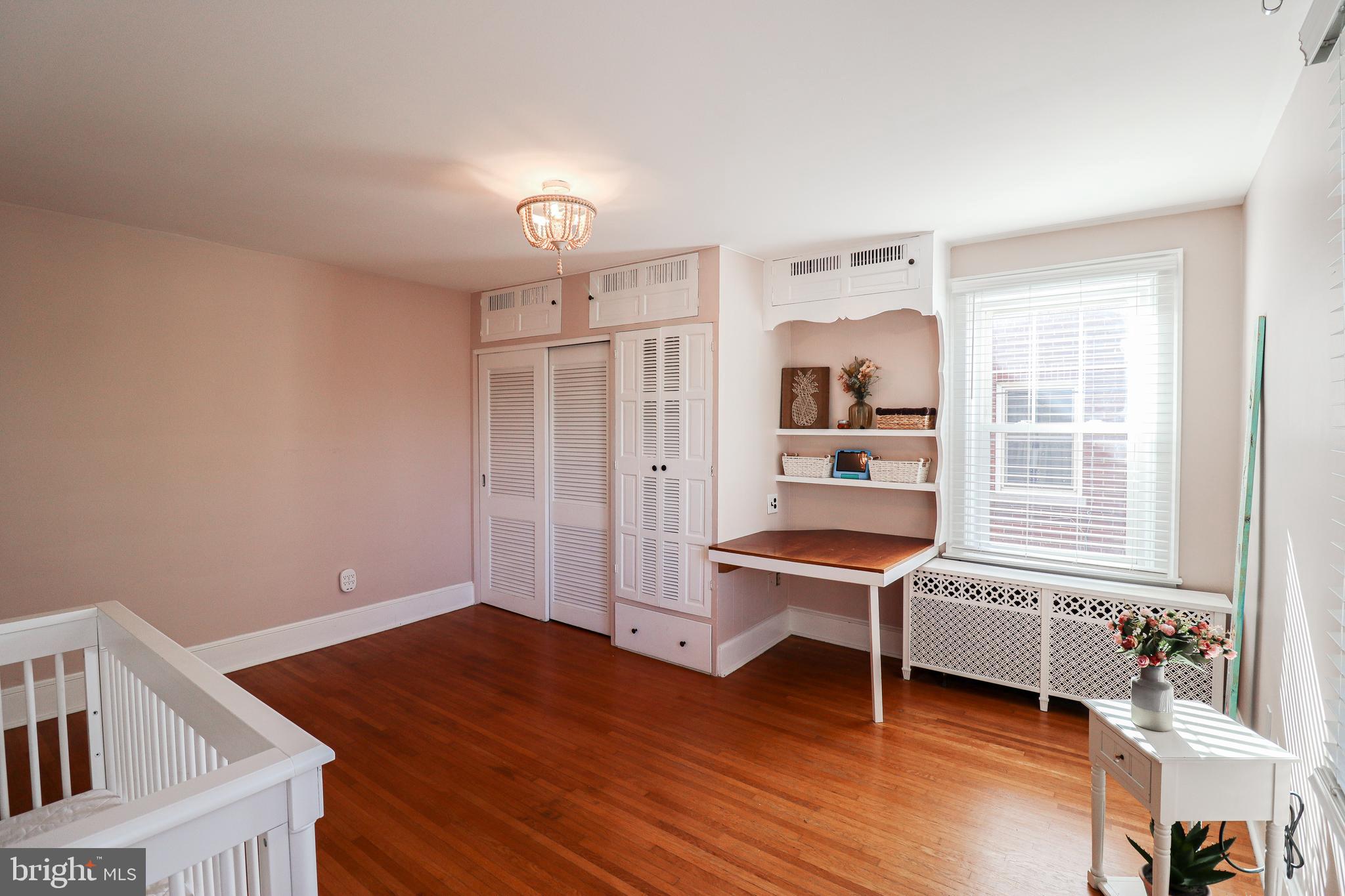 OLD EAST YORK - Residential