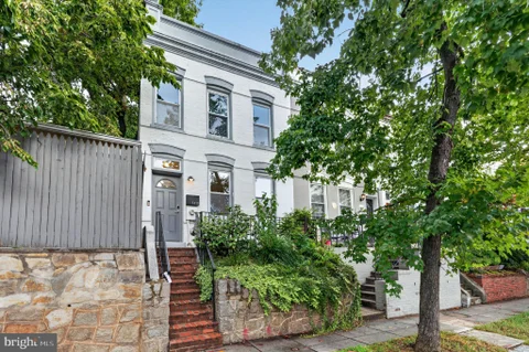 MLS: DCDC2282364