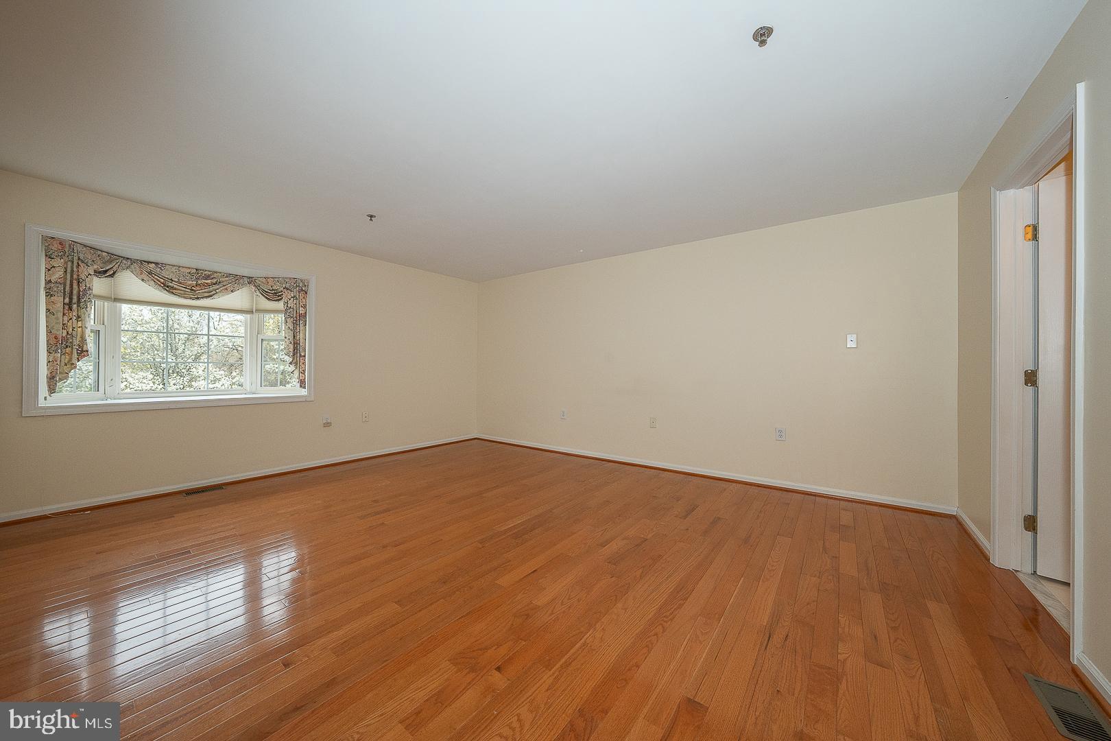 PAOLI POINTE - Residential