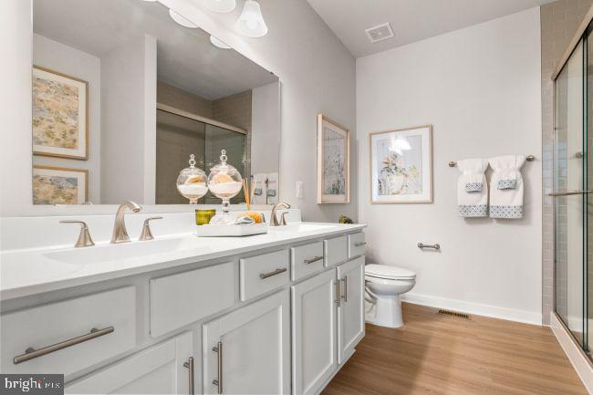 SOUTH BROOK - Residential