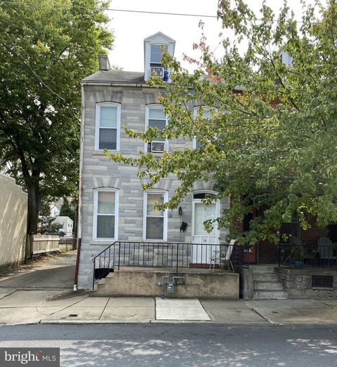 38 E NEW STREET LANCASTER PA 17602