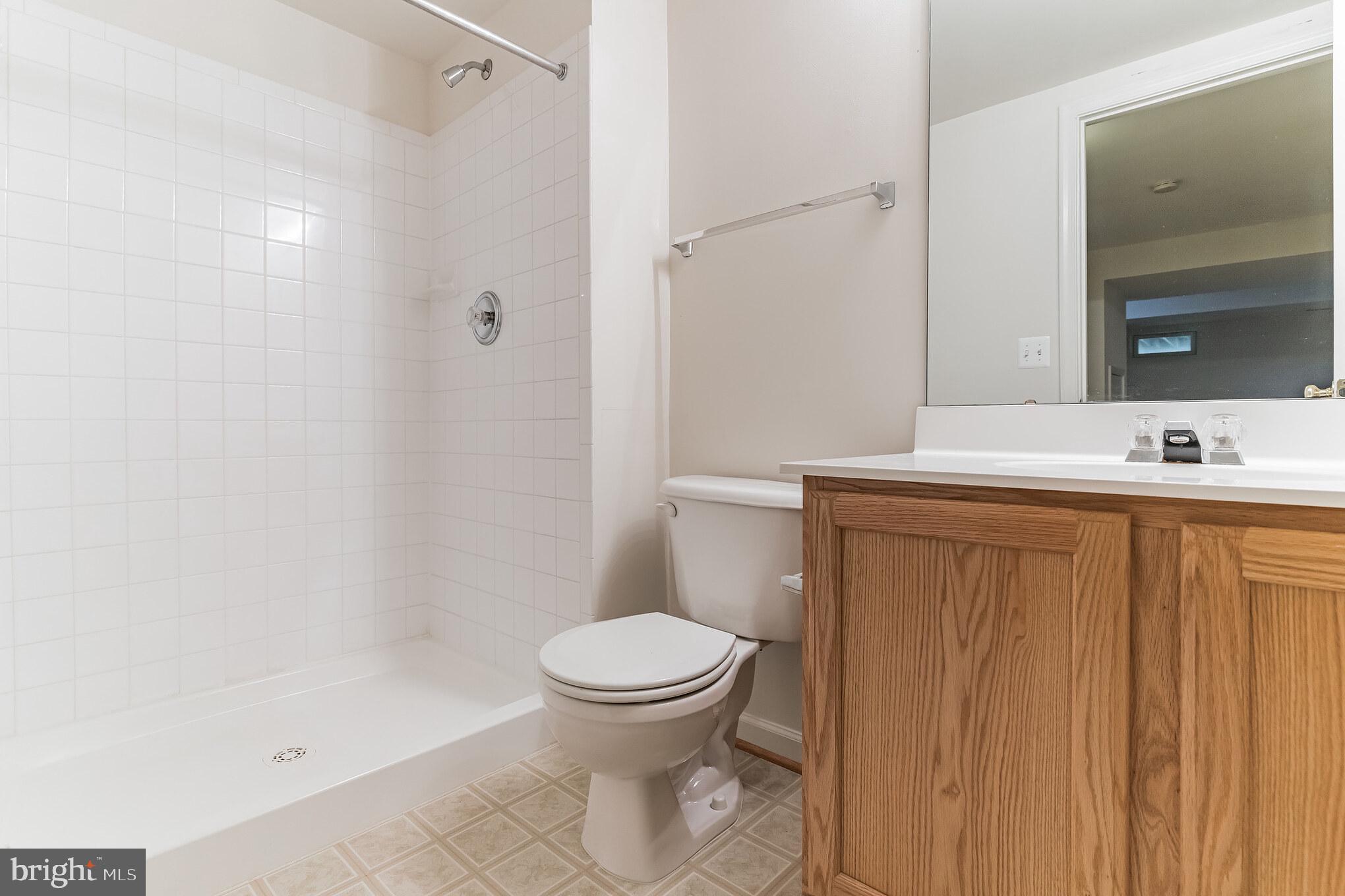 LORTON STATION - Residential Lease