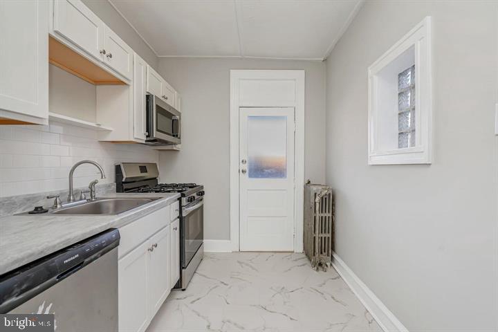 3302 CHESTERFIELD AVENUE