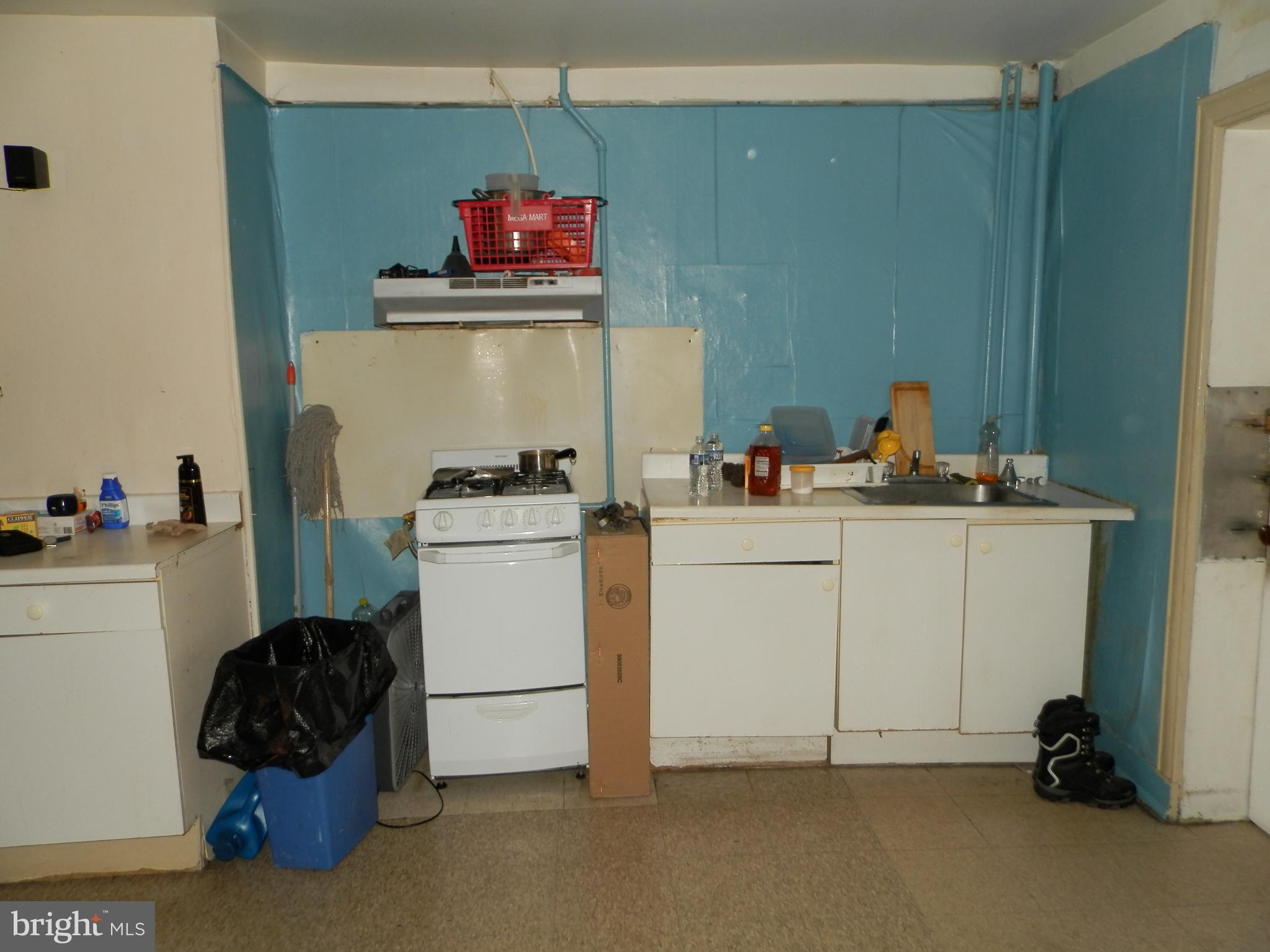 CANTON - Commercial Sale